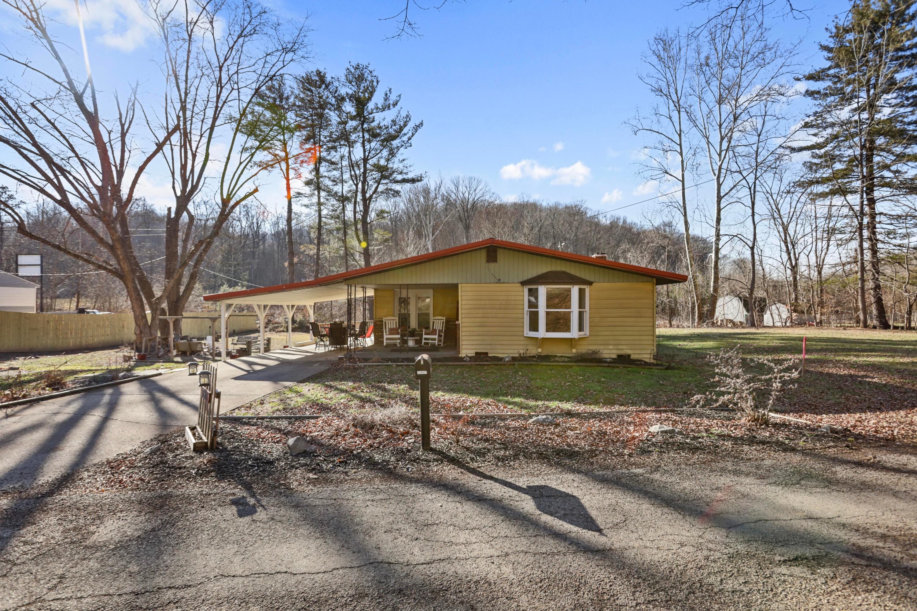 17801 Dorr Run Road Property Photo 1