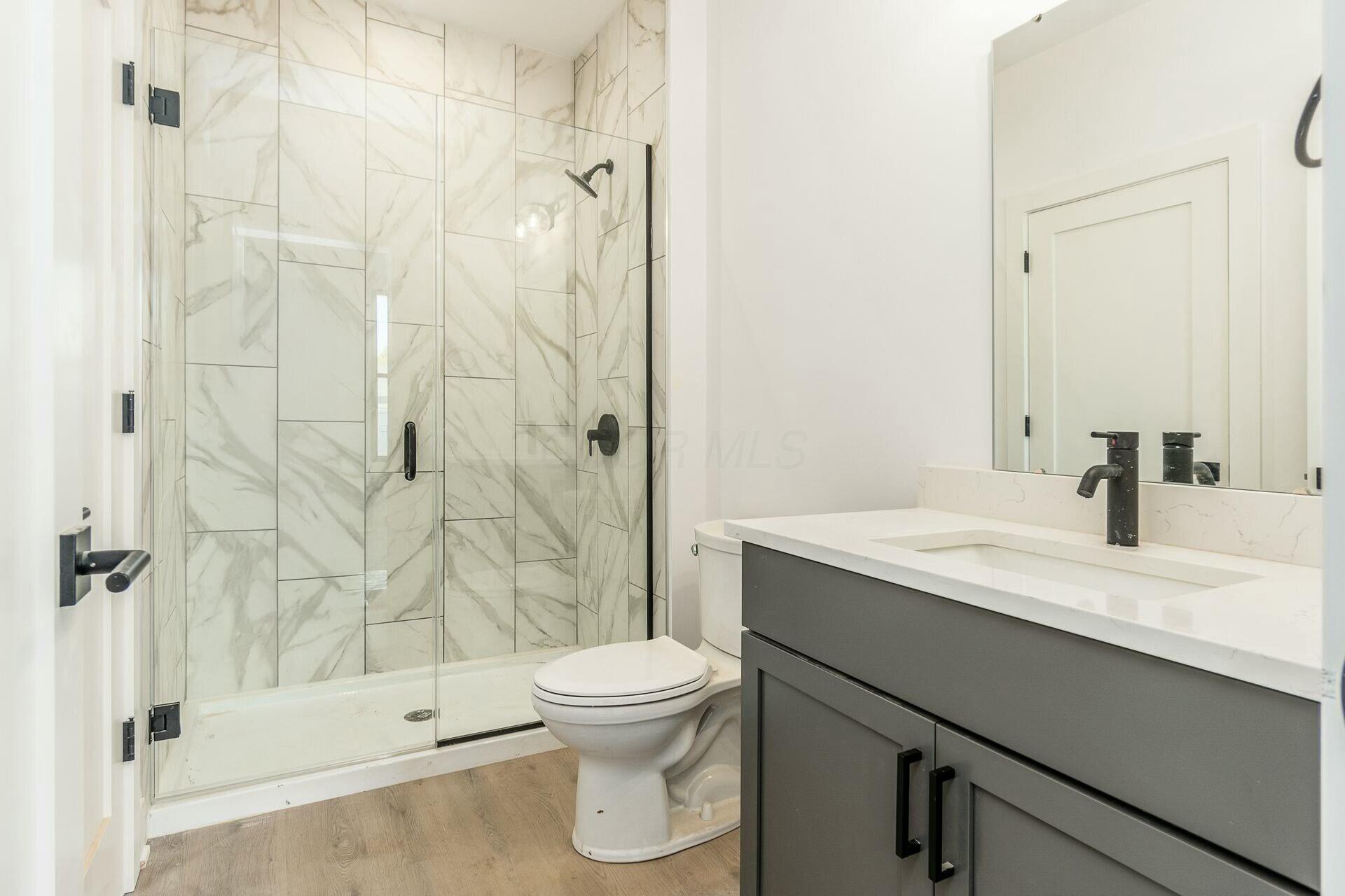 1091 Franklin Avenue Property Photo 6