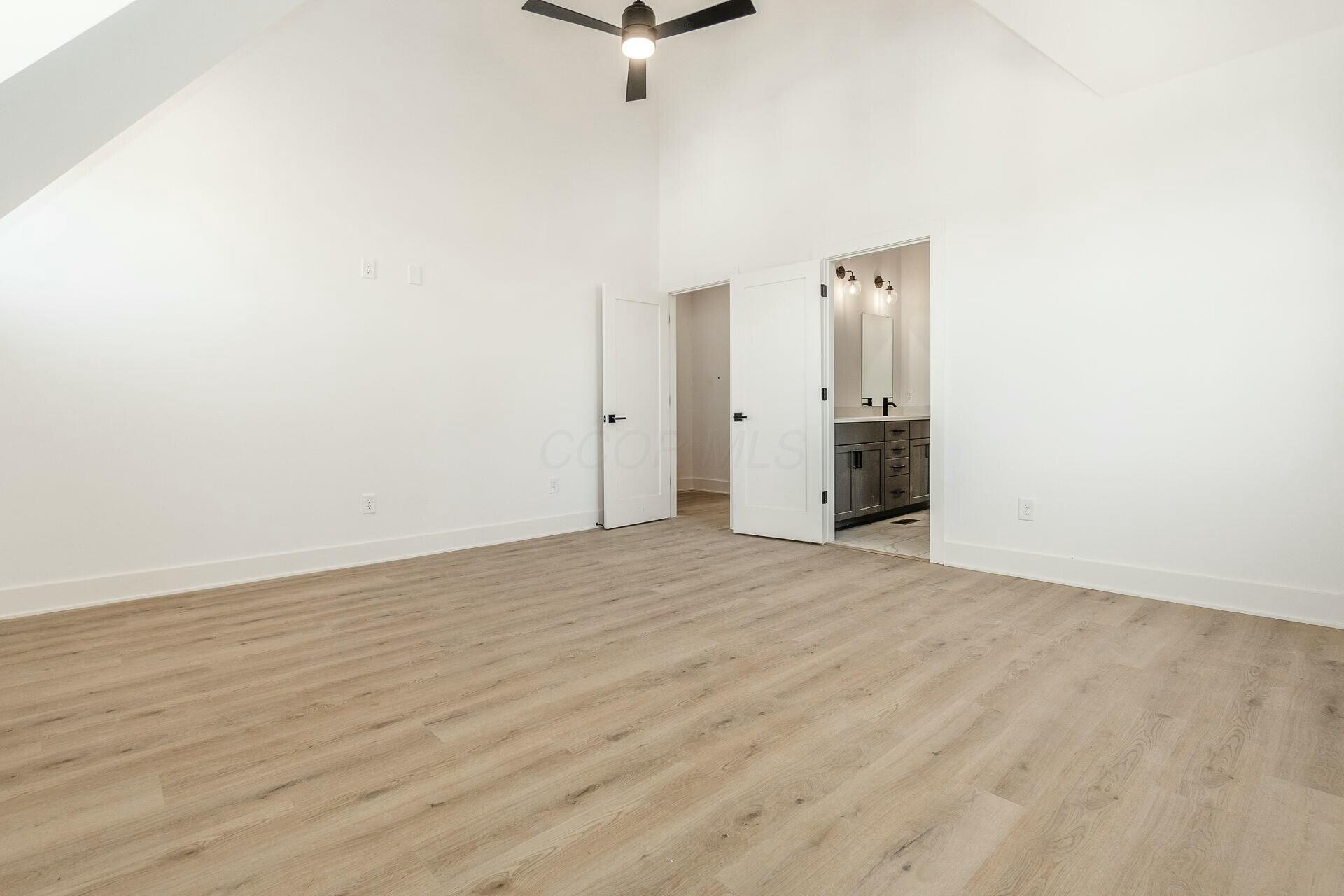 1091 Franklin Avenue Property Photo 17