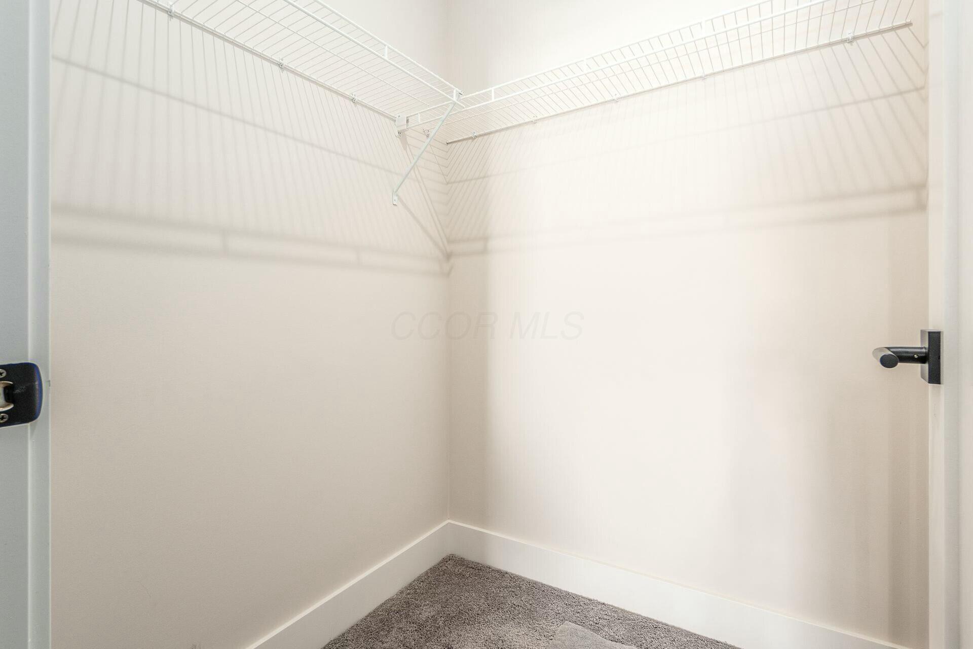 1091 Franklin Avenue Property Photo 19