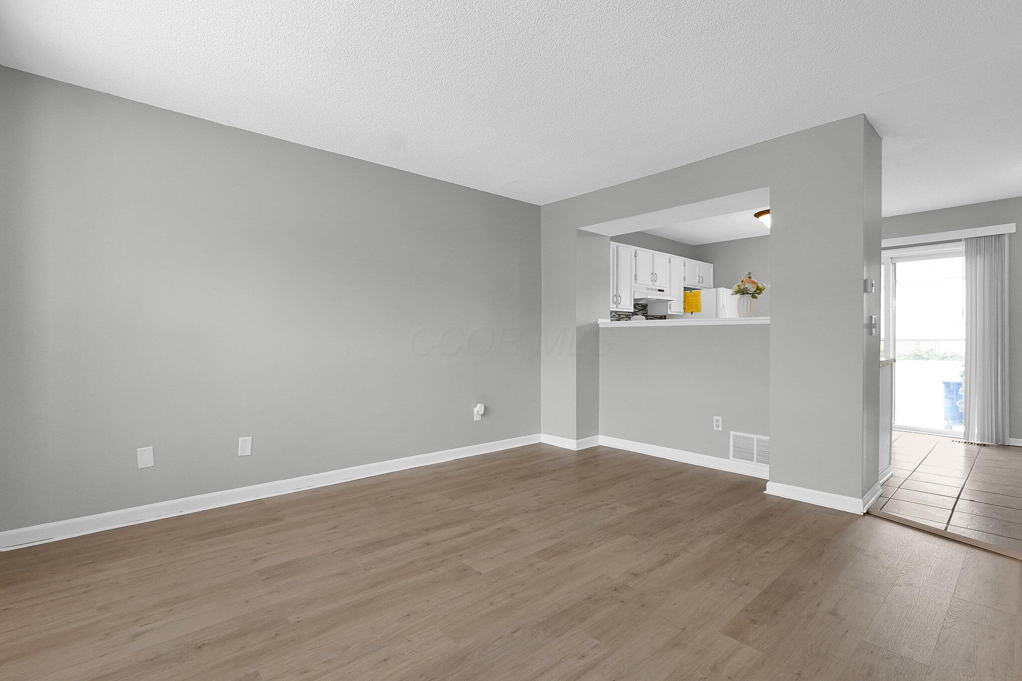 7914 Barkwood Drive, 22d Property Photo 5