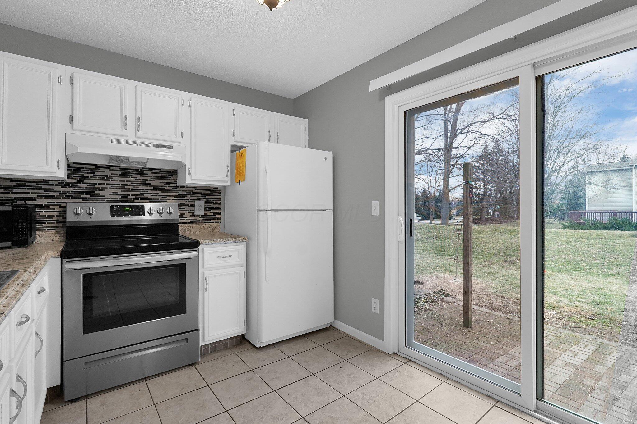 7914 Barkwood Drive, 22d Property Photo 15