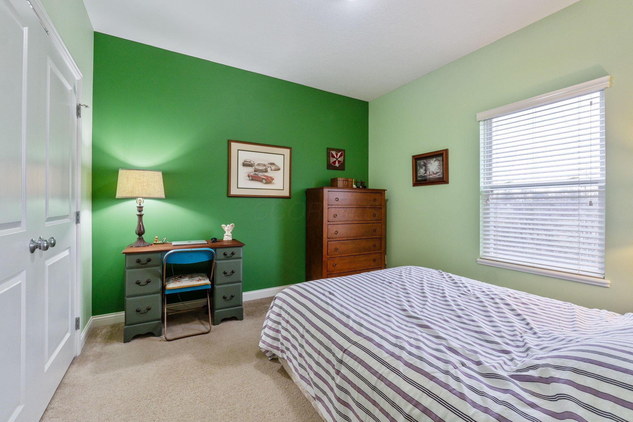 8007 Ashenden Drive Property Photo 23