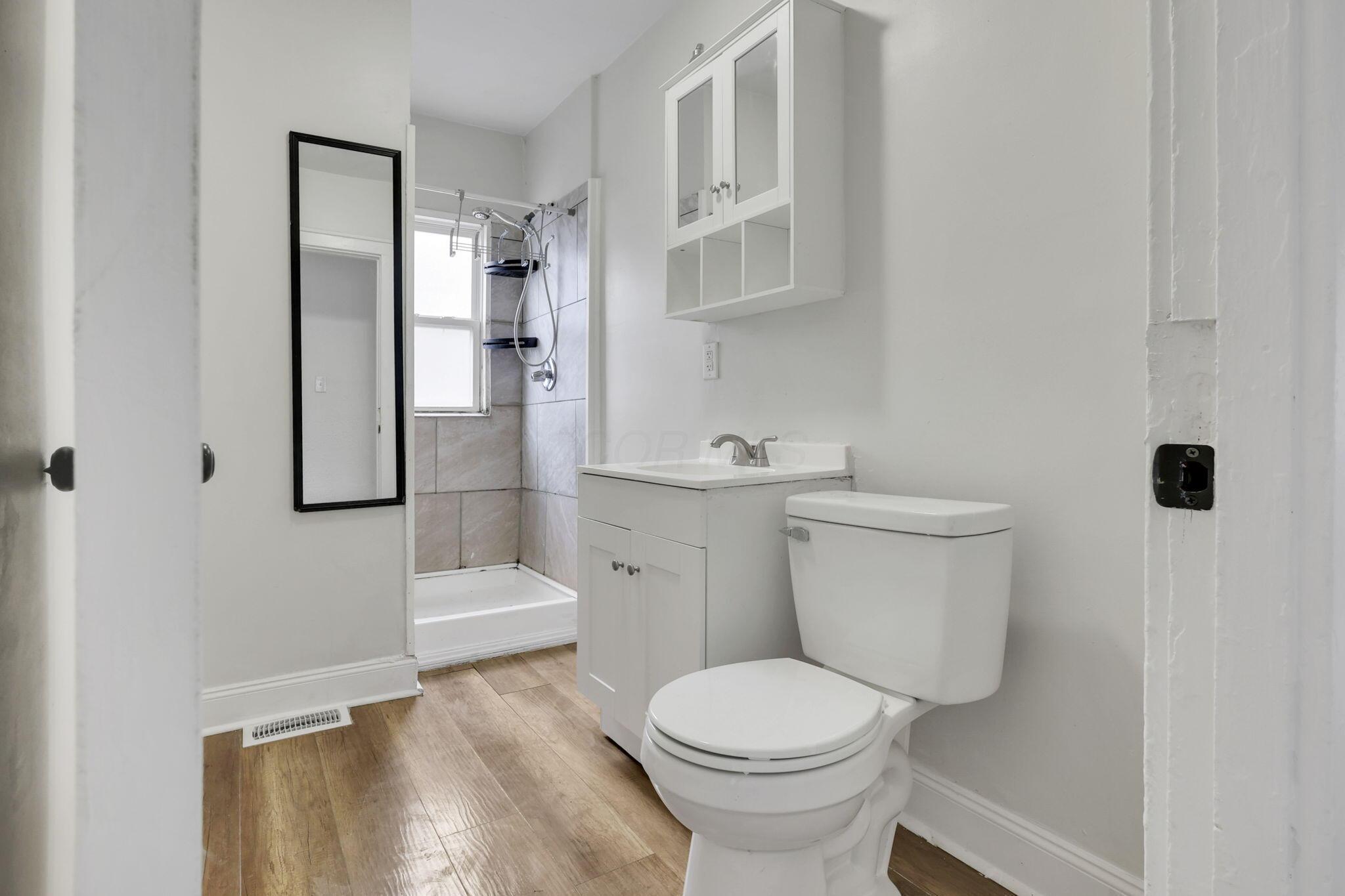 1006-1008 E 16th Avenue Property Photo 26