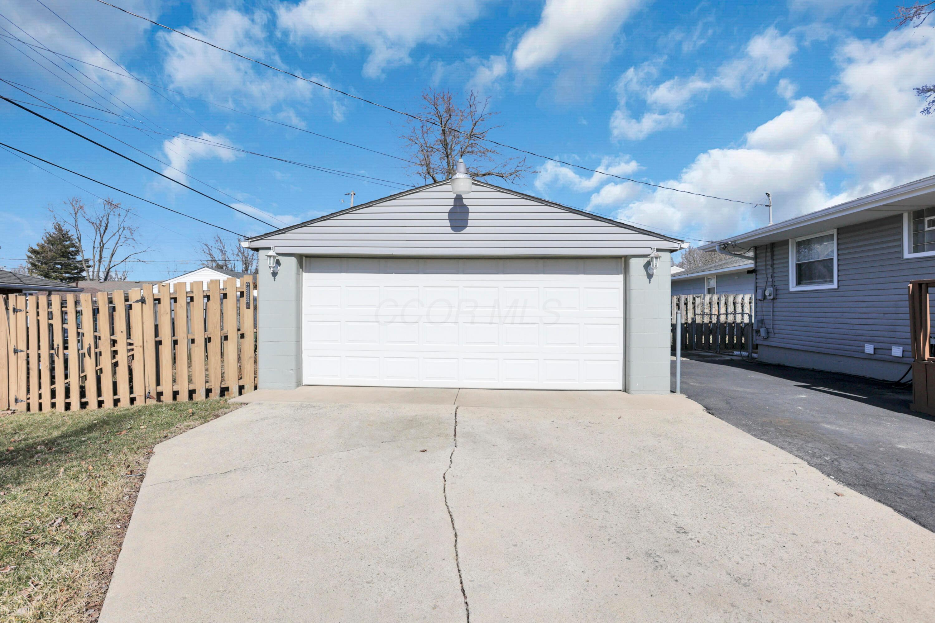 294 Calahan Road Property Photo 2