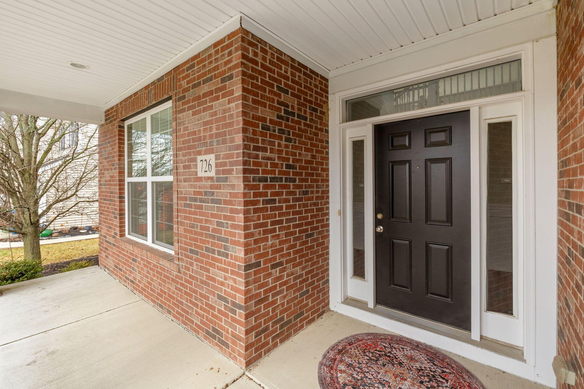 726 Stallion Way Property Photo 2