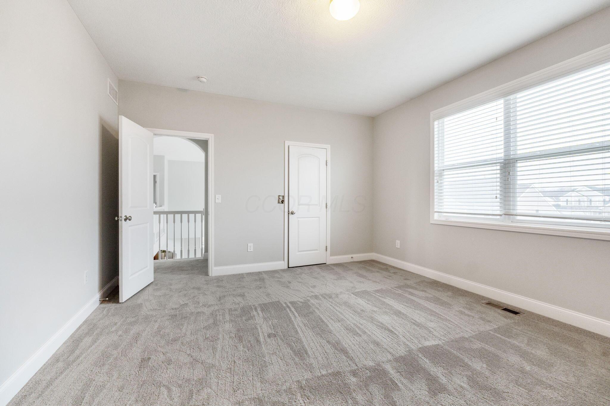 726 Stallion Way Property Photo 37