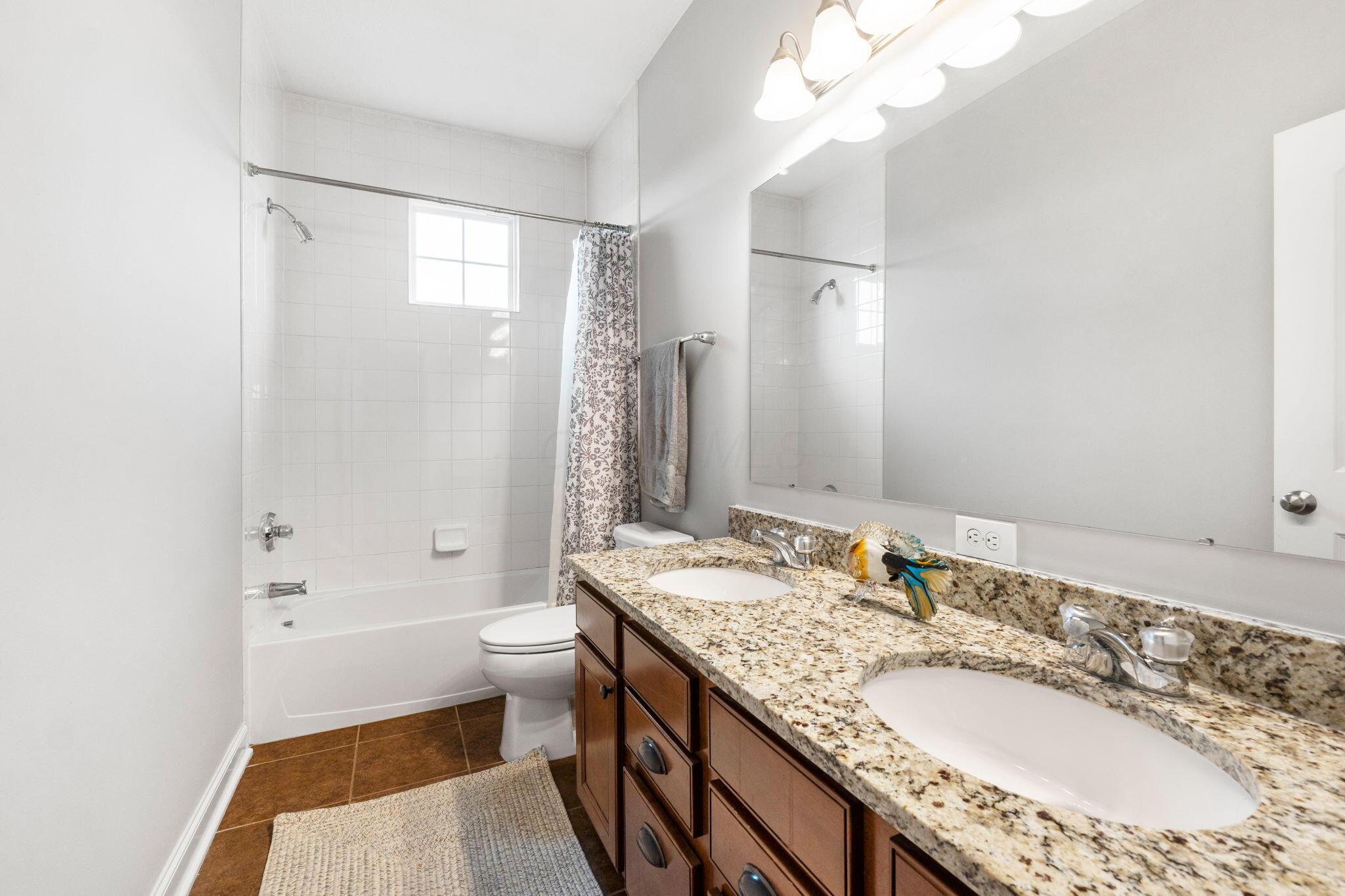 726 Stallion Way Property Photo 38