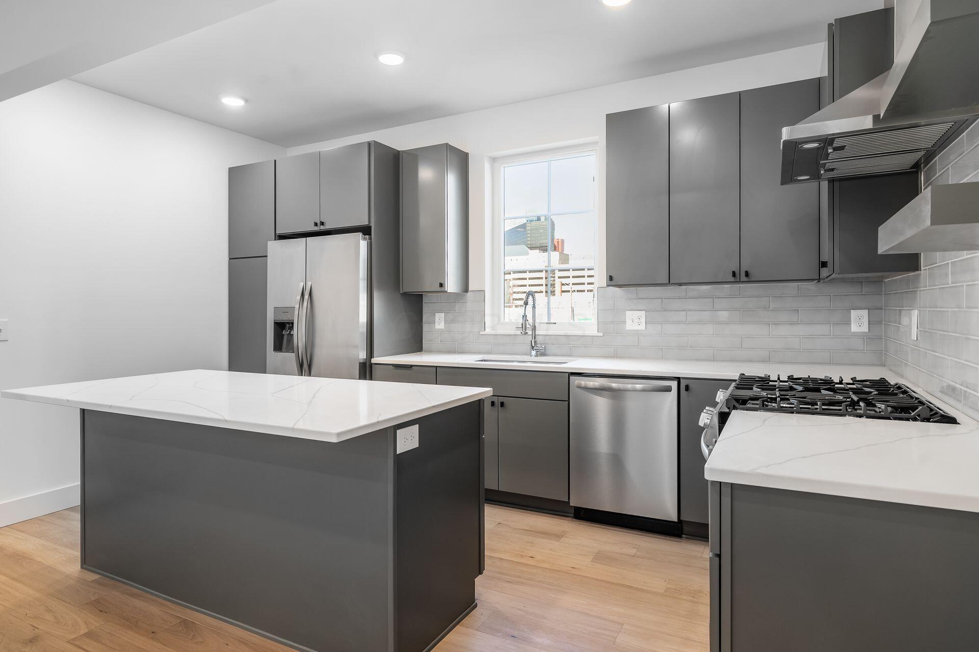 108 E Lafayette Street Property Photo 5