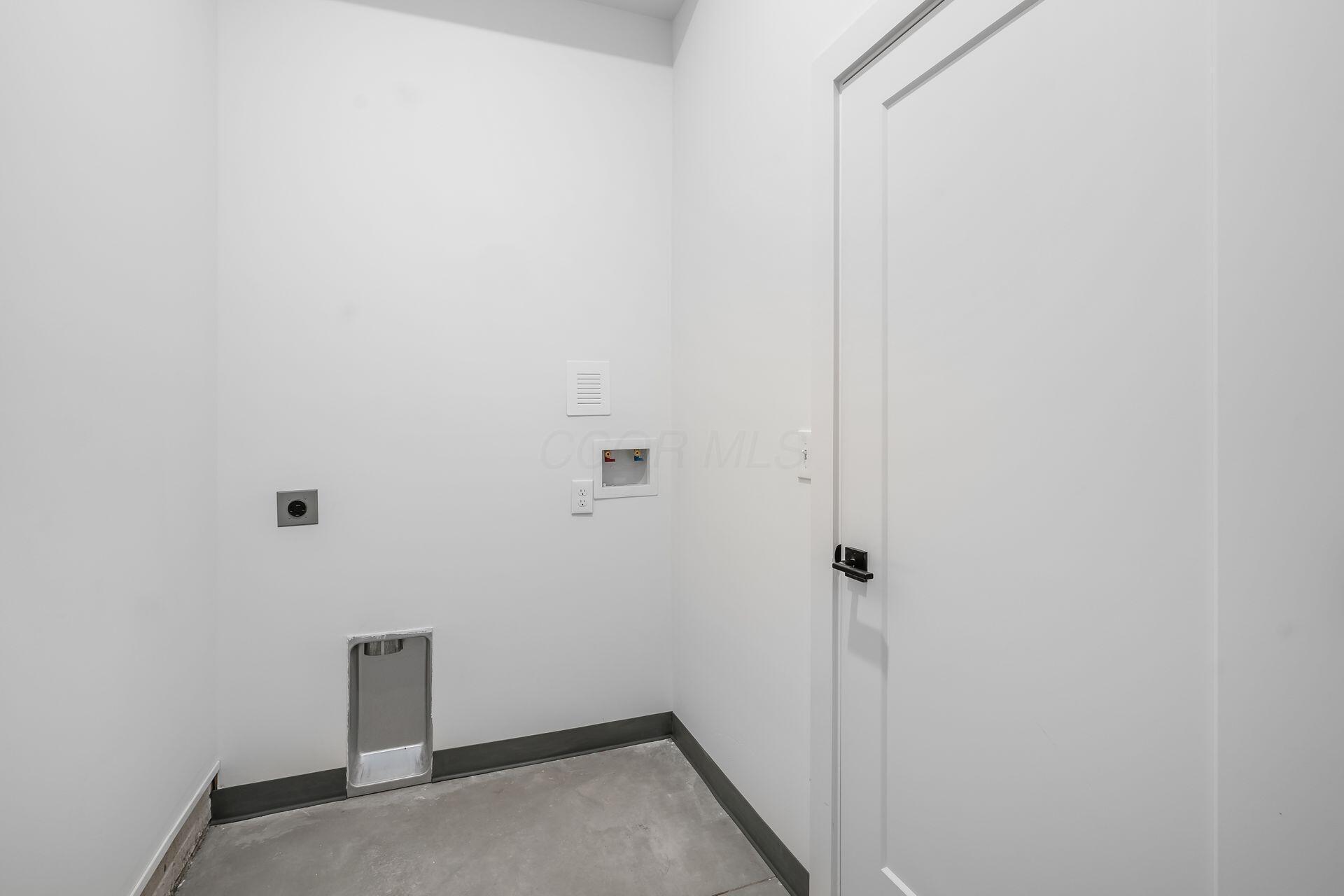108 E Lafayette Street Property Photo 23