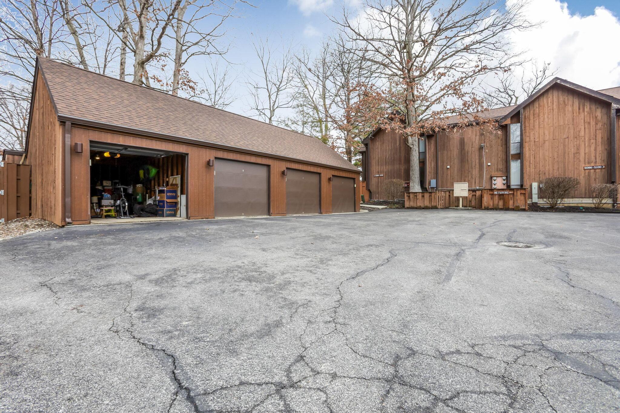 5090 Strawpocket Lane, 1 Property Photo 30