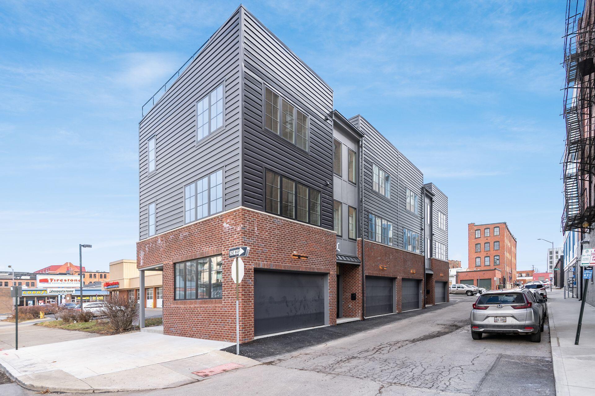 112 E Lafayette Street Property Photo 2