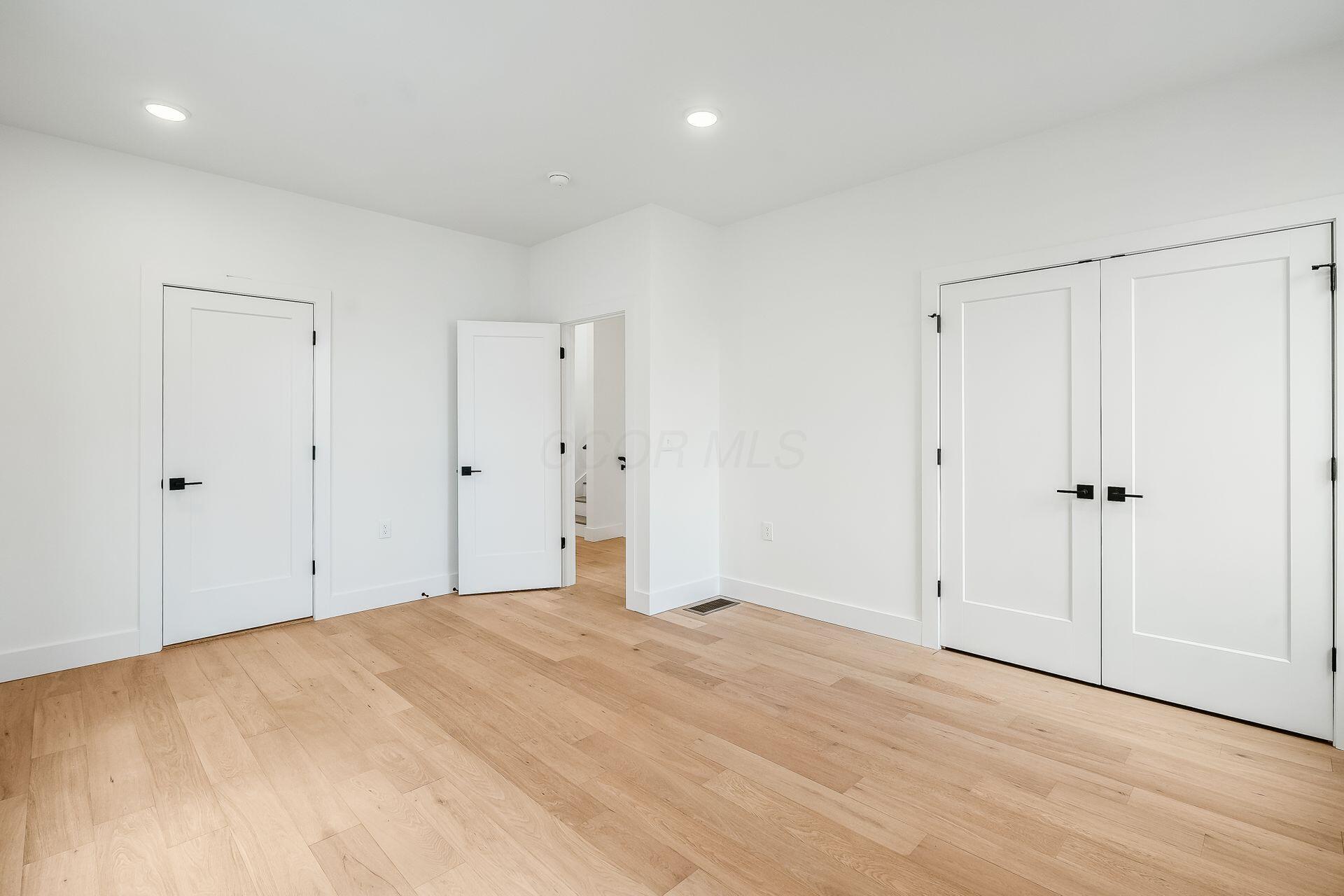 112 E Lafayette Street Property Photo 8