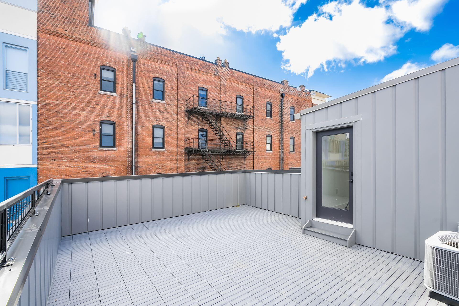 112 E Lafayette Street Property Photo 15