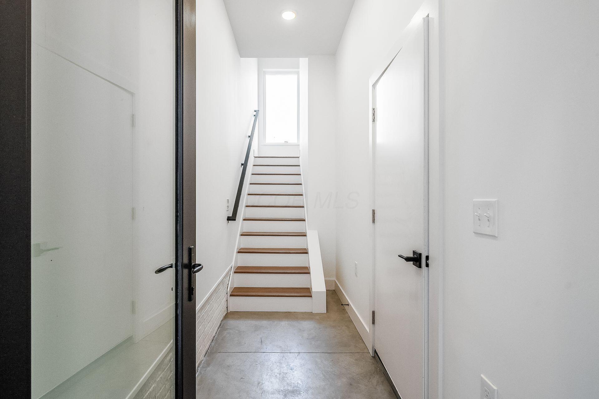 112 E Lafayette Street Property Photo 19