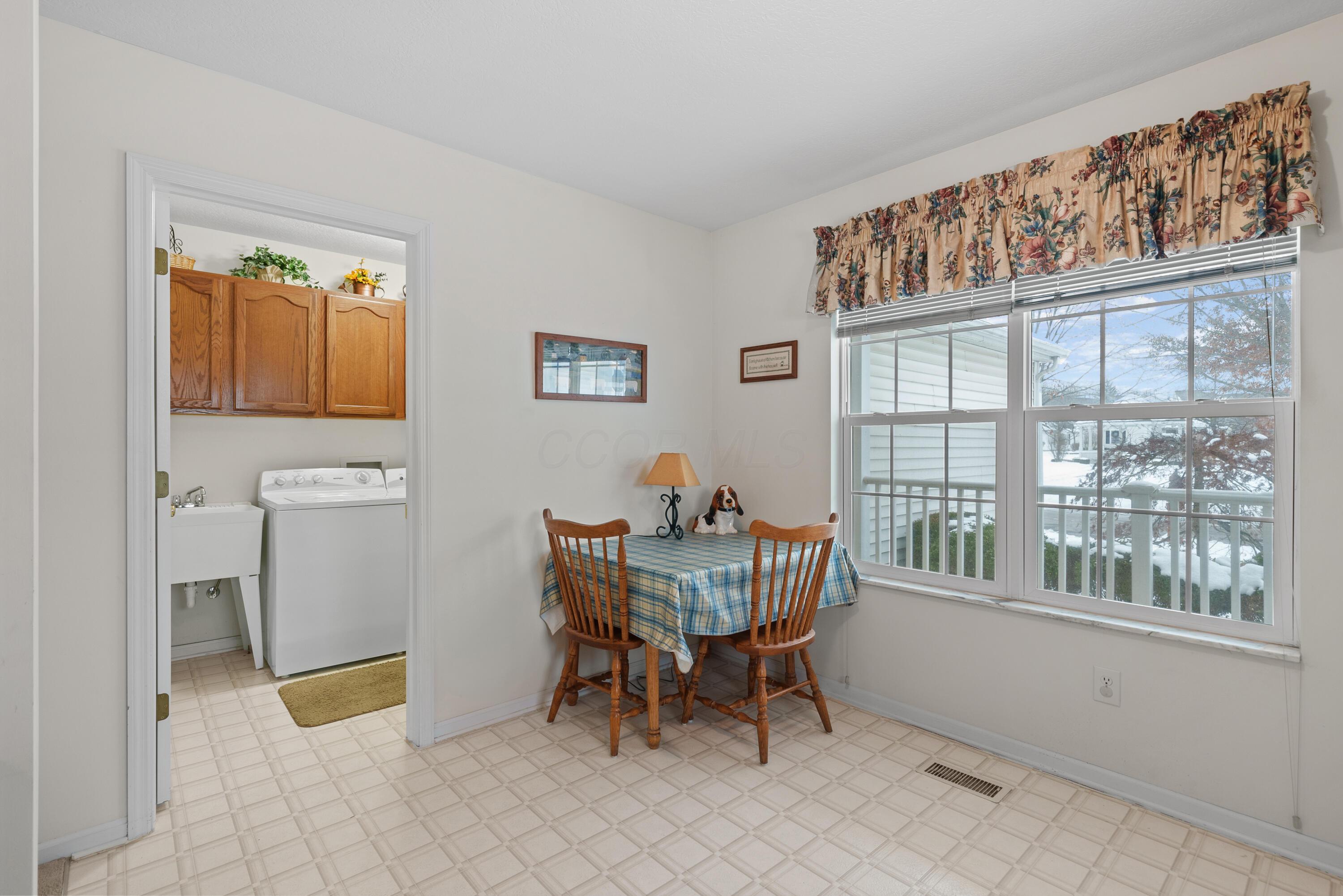 501 Straiton Square Property Photo 10