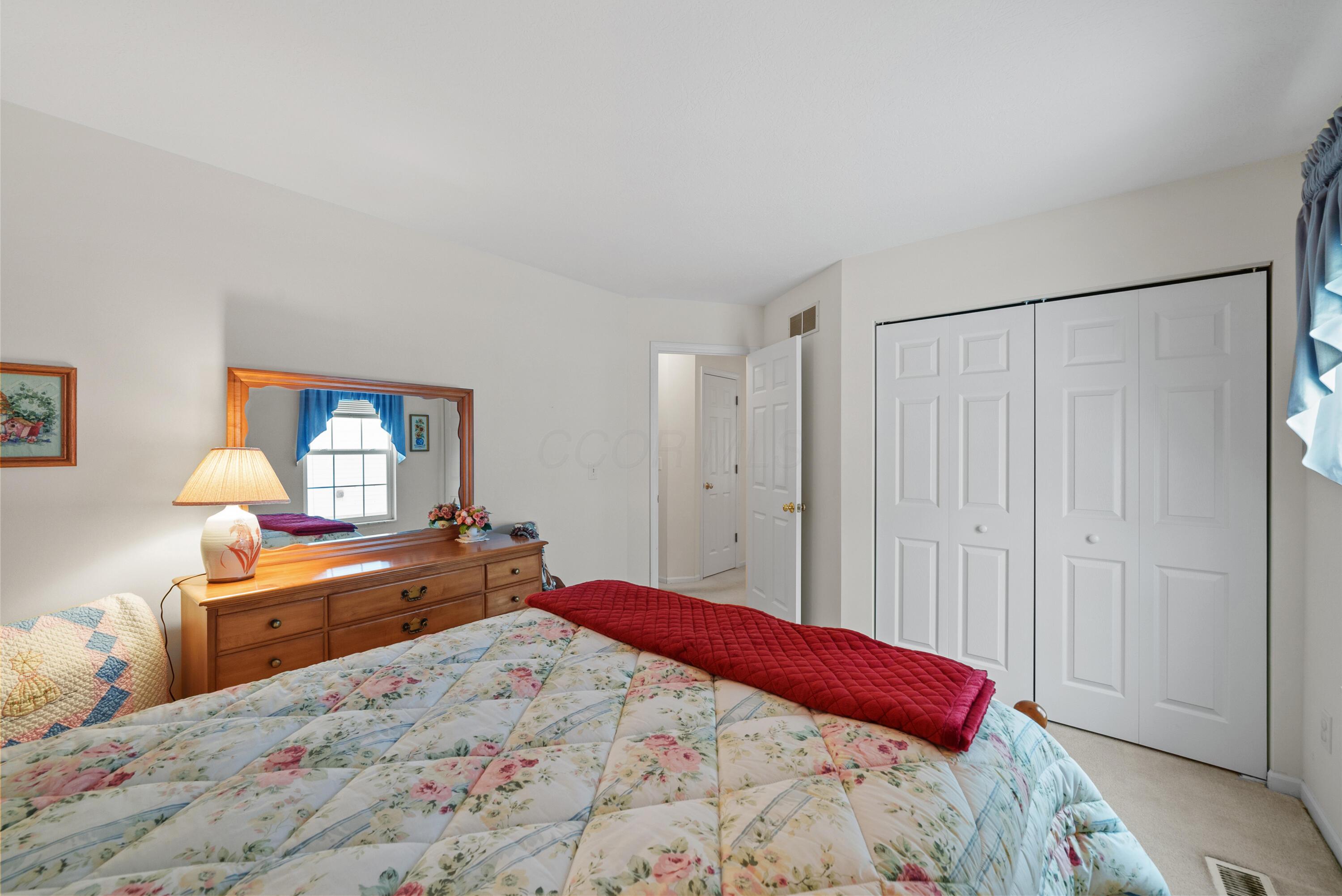 501 Straiton Square Property Photo 13