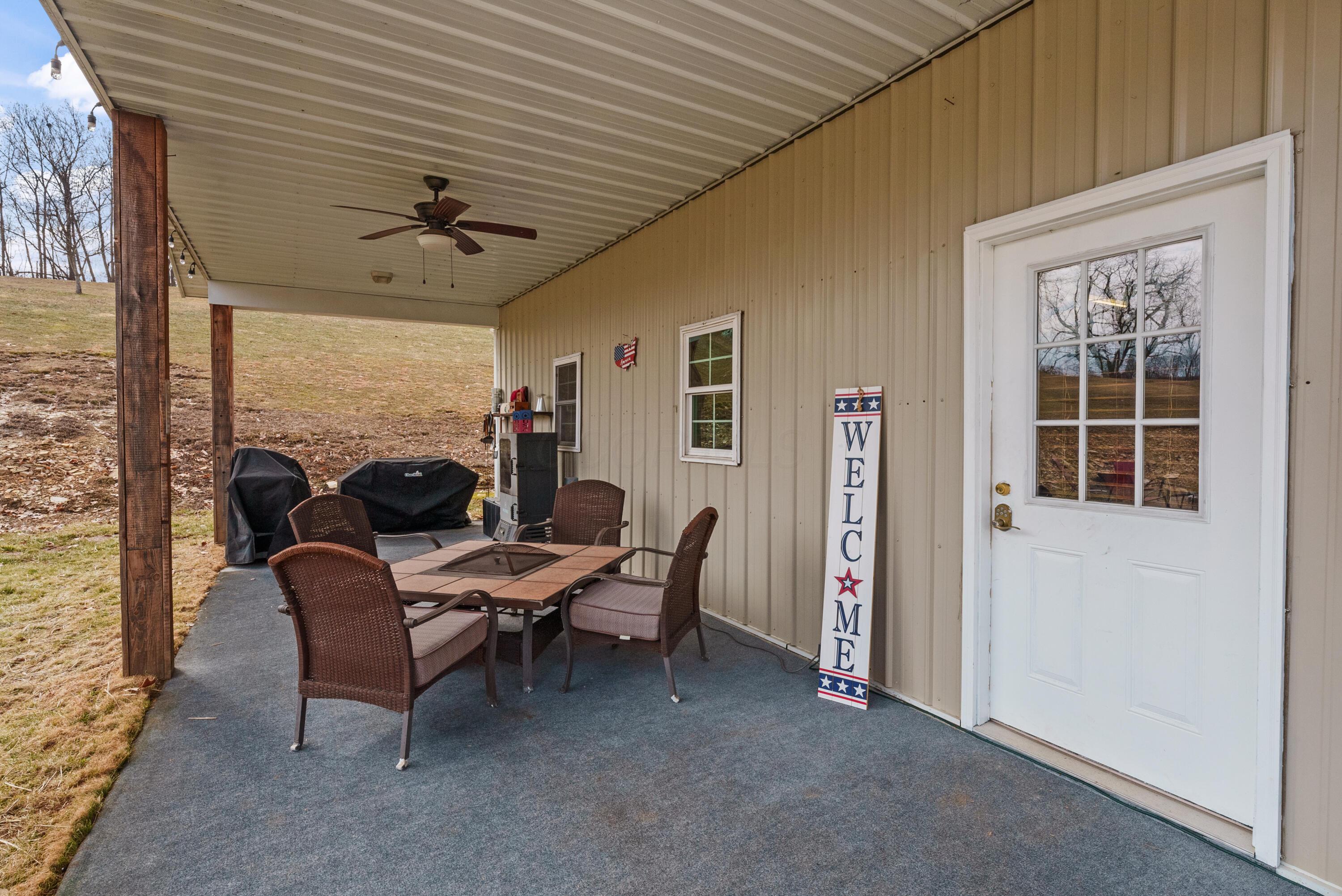 6418 Brownsville Road Se Property Photo 12