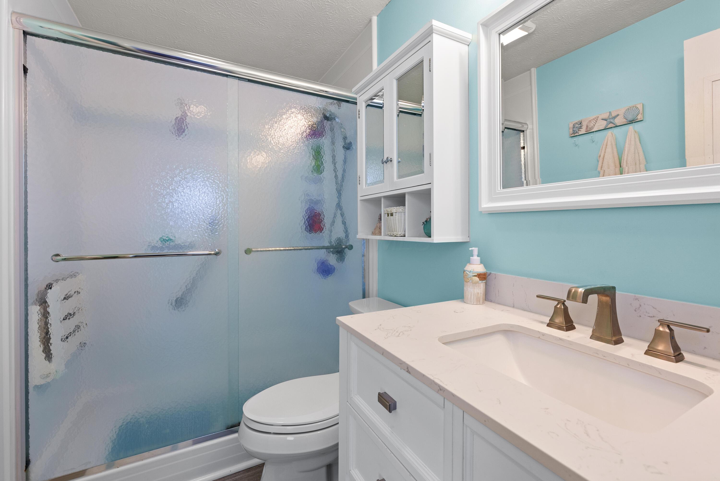 6418 Brownsville Road Se Property Photo 23
