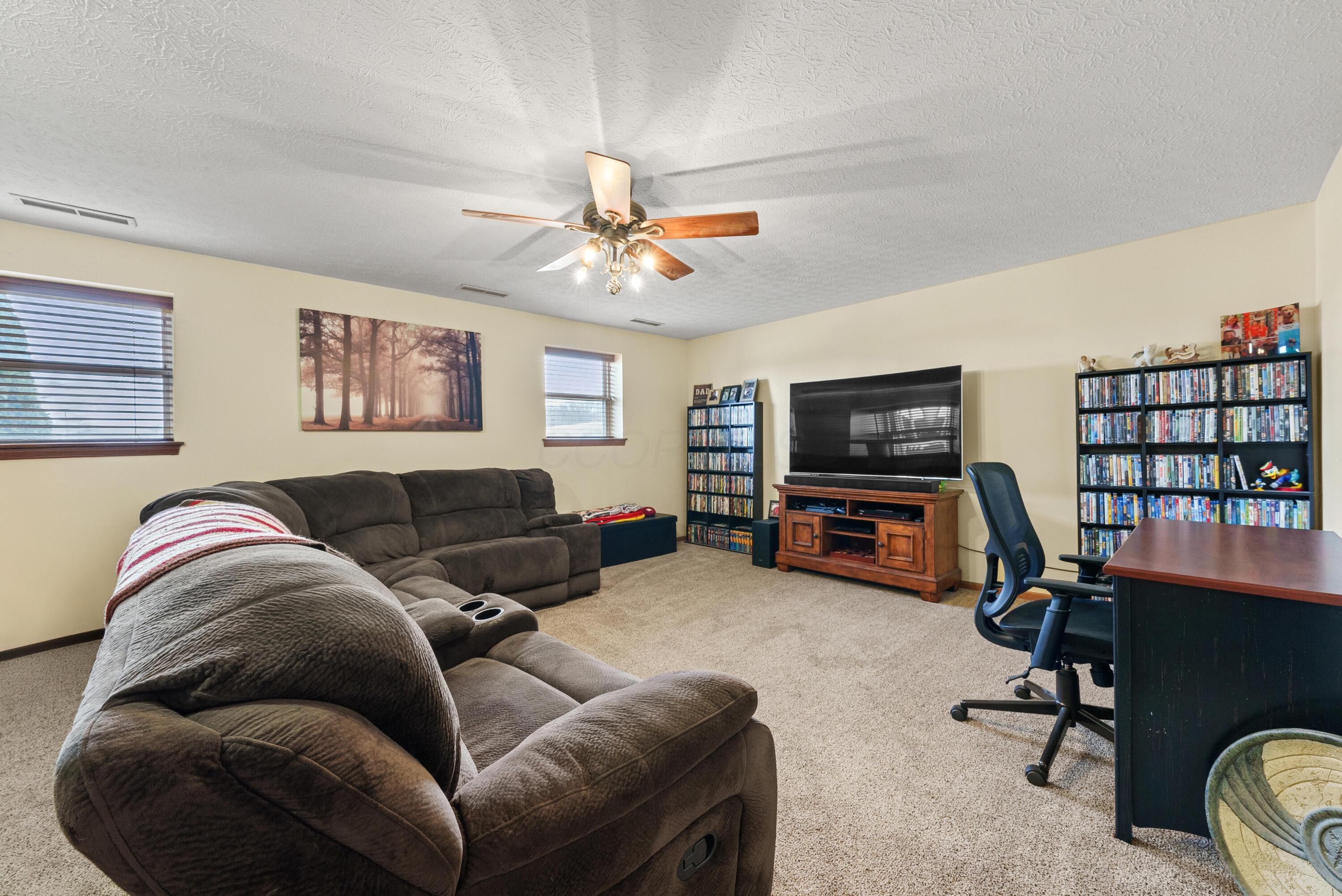 6418 Brownsville Road Se Property Photo 26