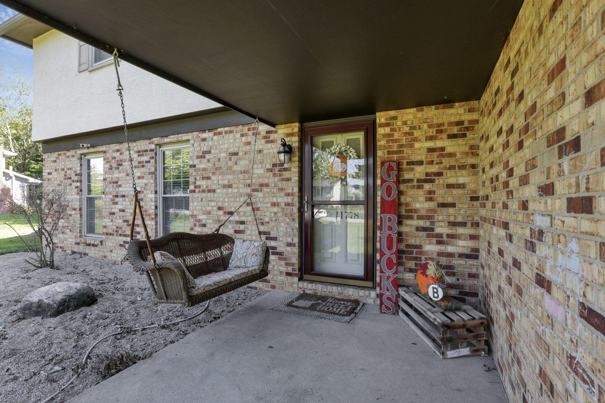 11778 Willow View Court Property Photo 4