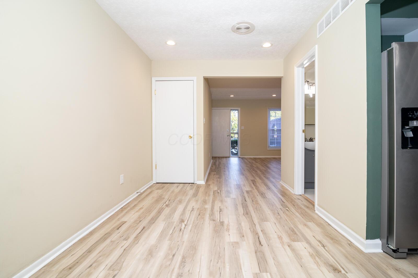 557 Simbury Street Property Photo 15