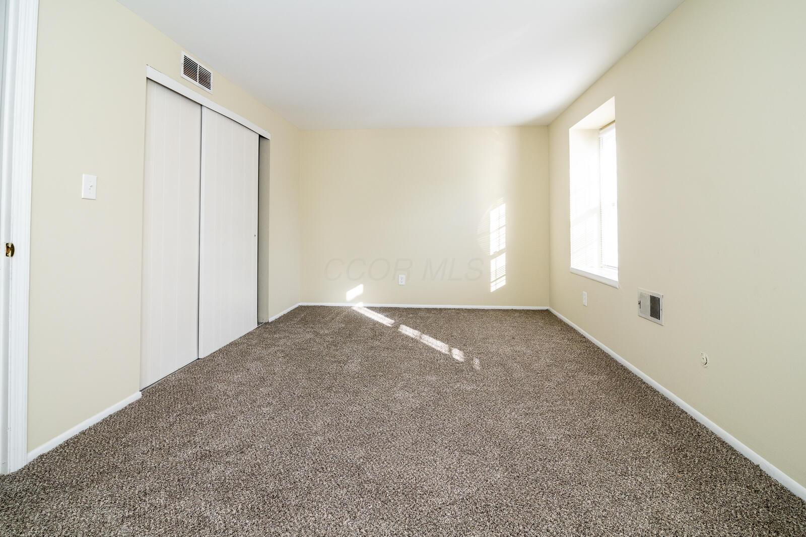 557 Simbury Street Property Photo 19