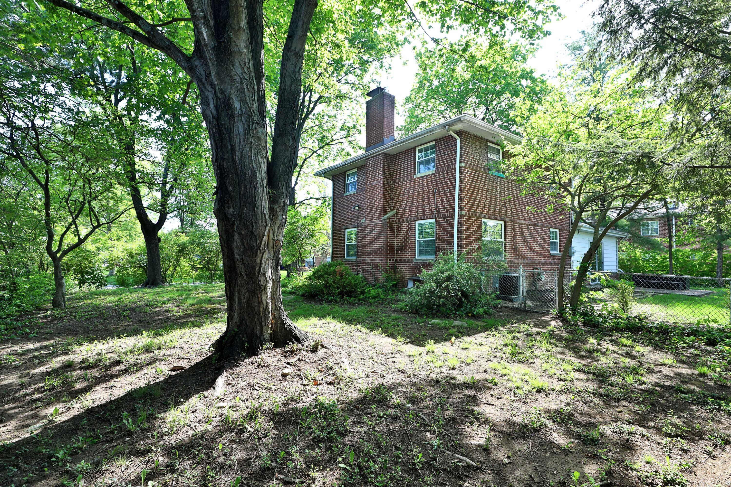 2938 Sherwood Road Property Photo 7