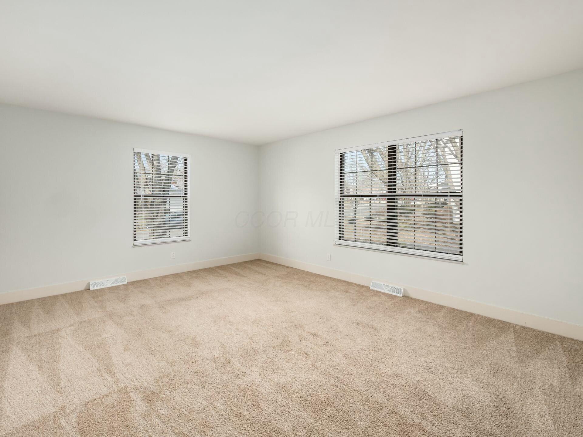 6660 Hayhurst Street Property Photo 14