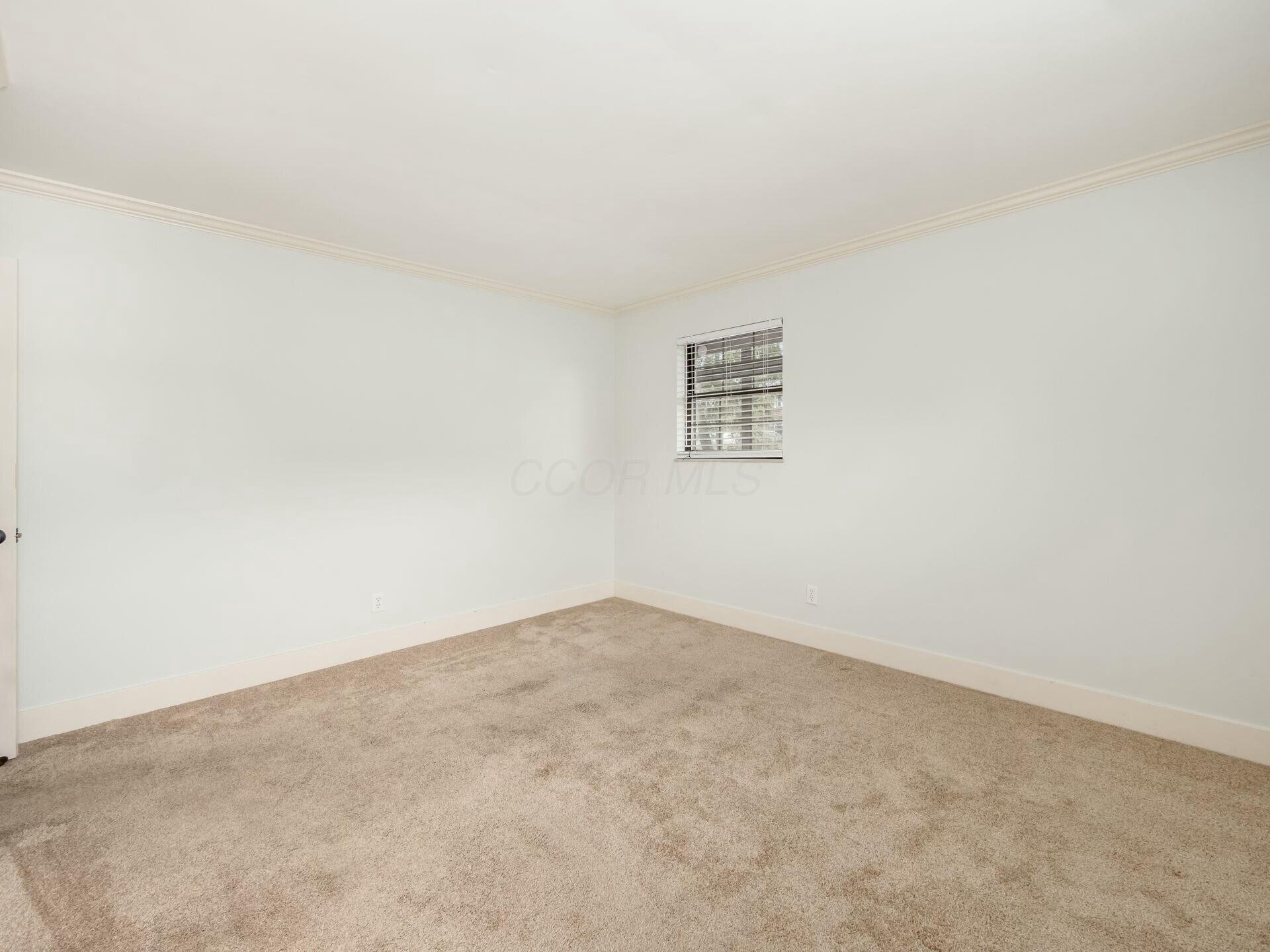 6660 Hayhurst Street Property Photo 17