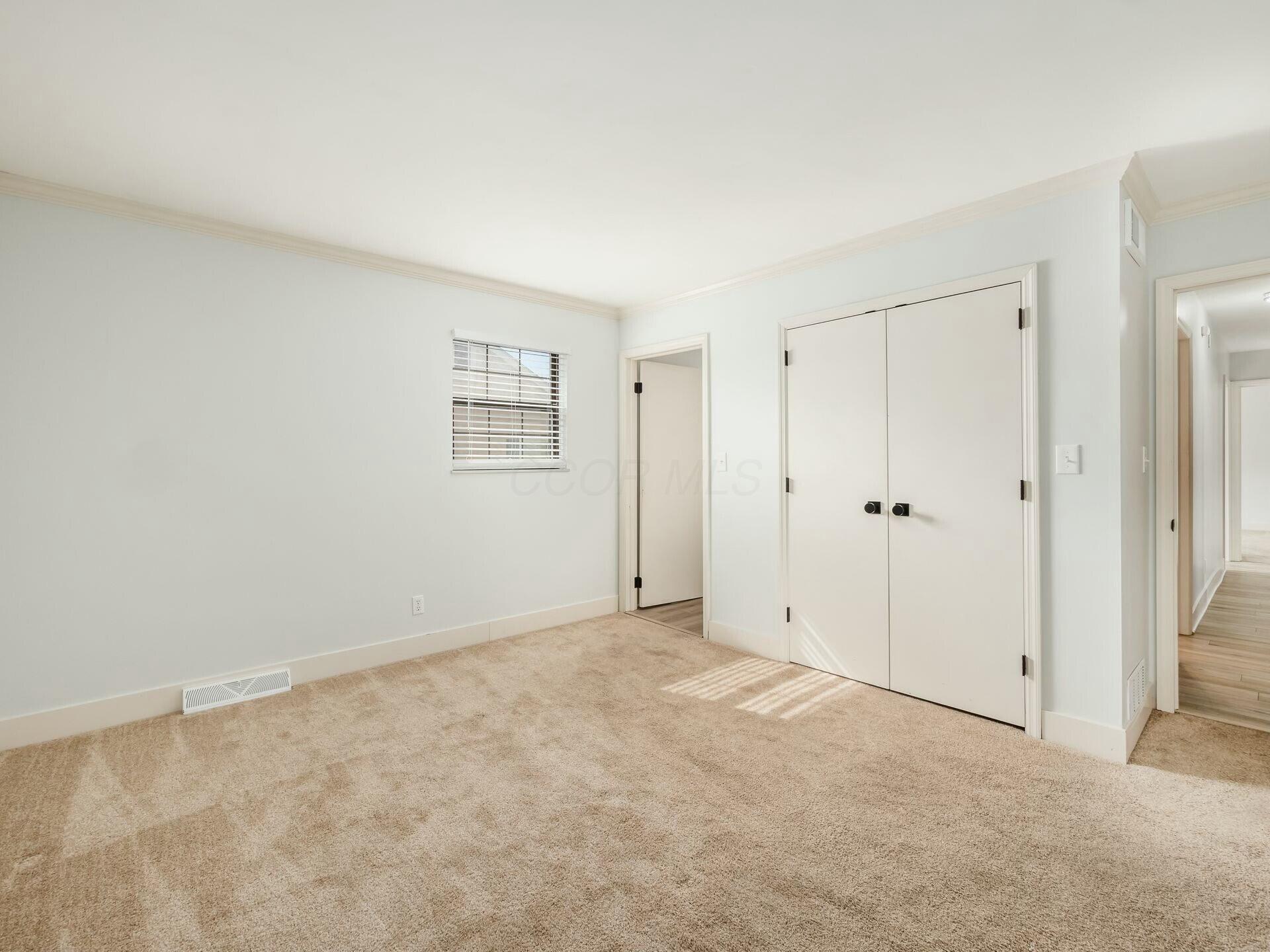 6660 Hayhurst Street Property Photo 18