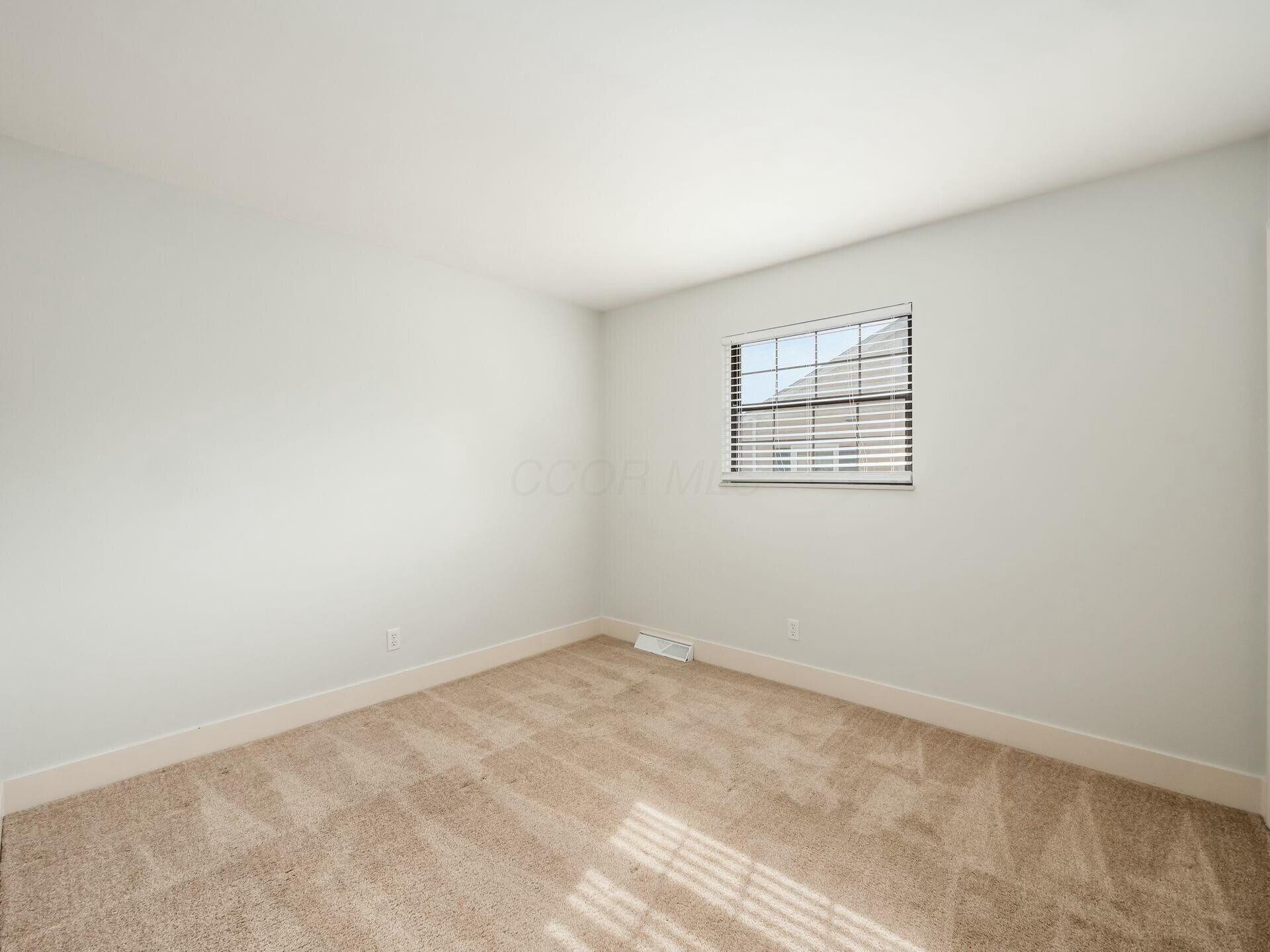 6660 Hayhurst Street Property Photo 20