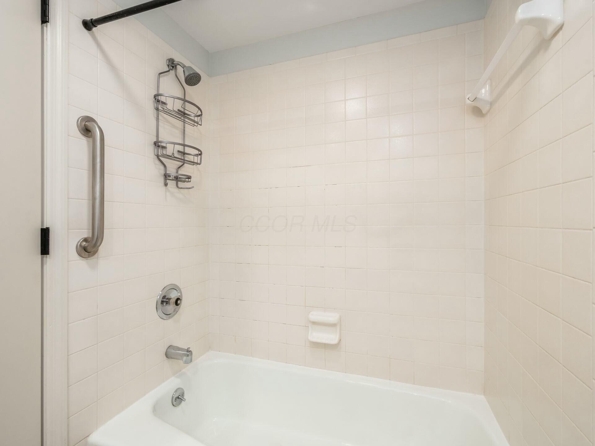 6660 Hayhurst Street Property Photo 23