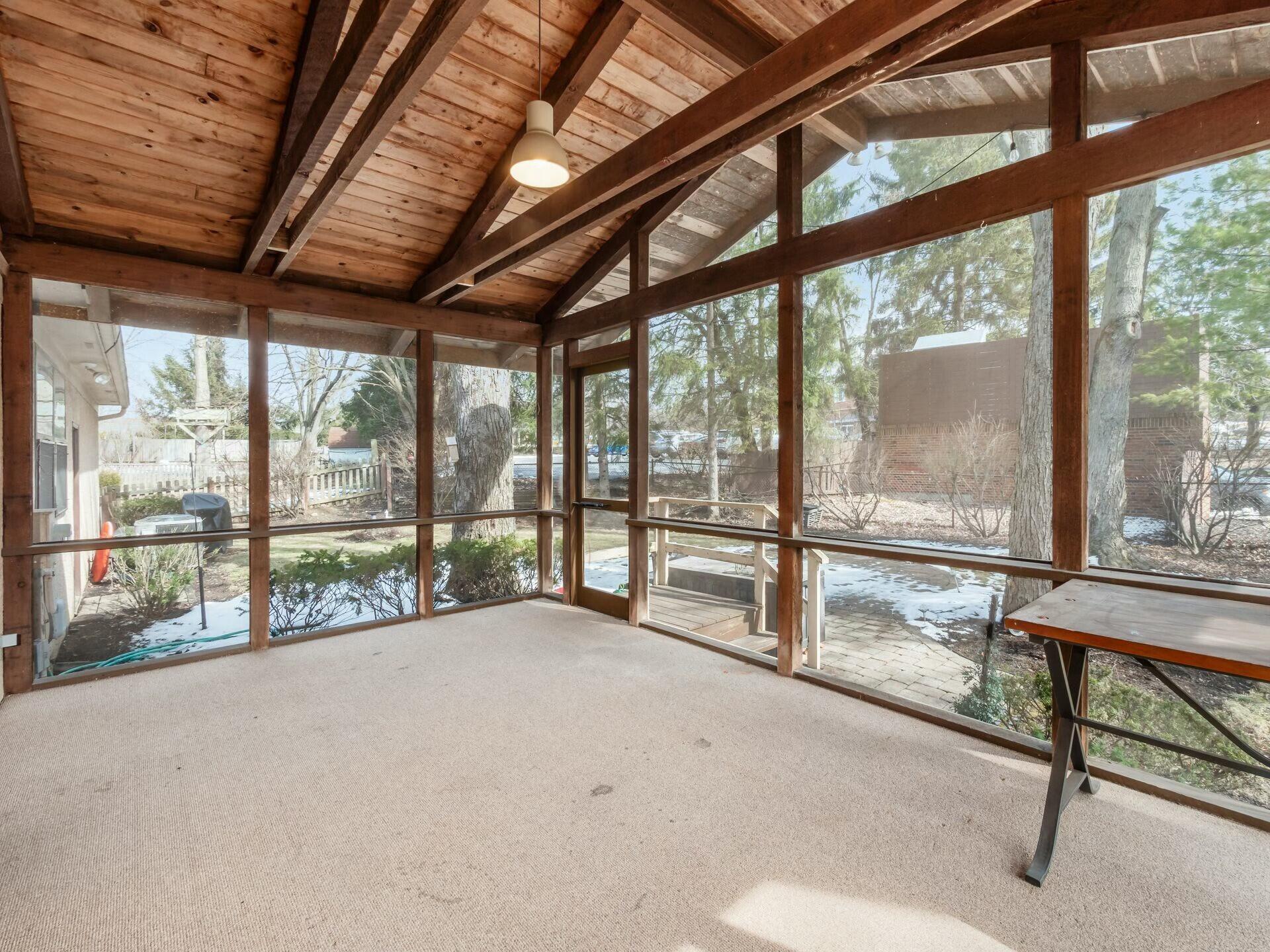 6660 Hayhurst Street Property Photo 29