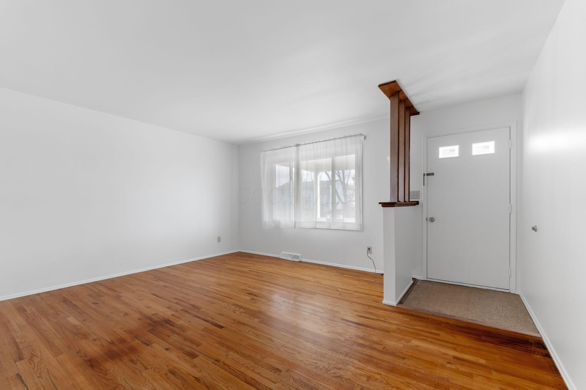 3568 Manila Drive Property Photo 4