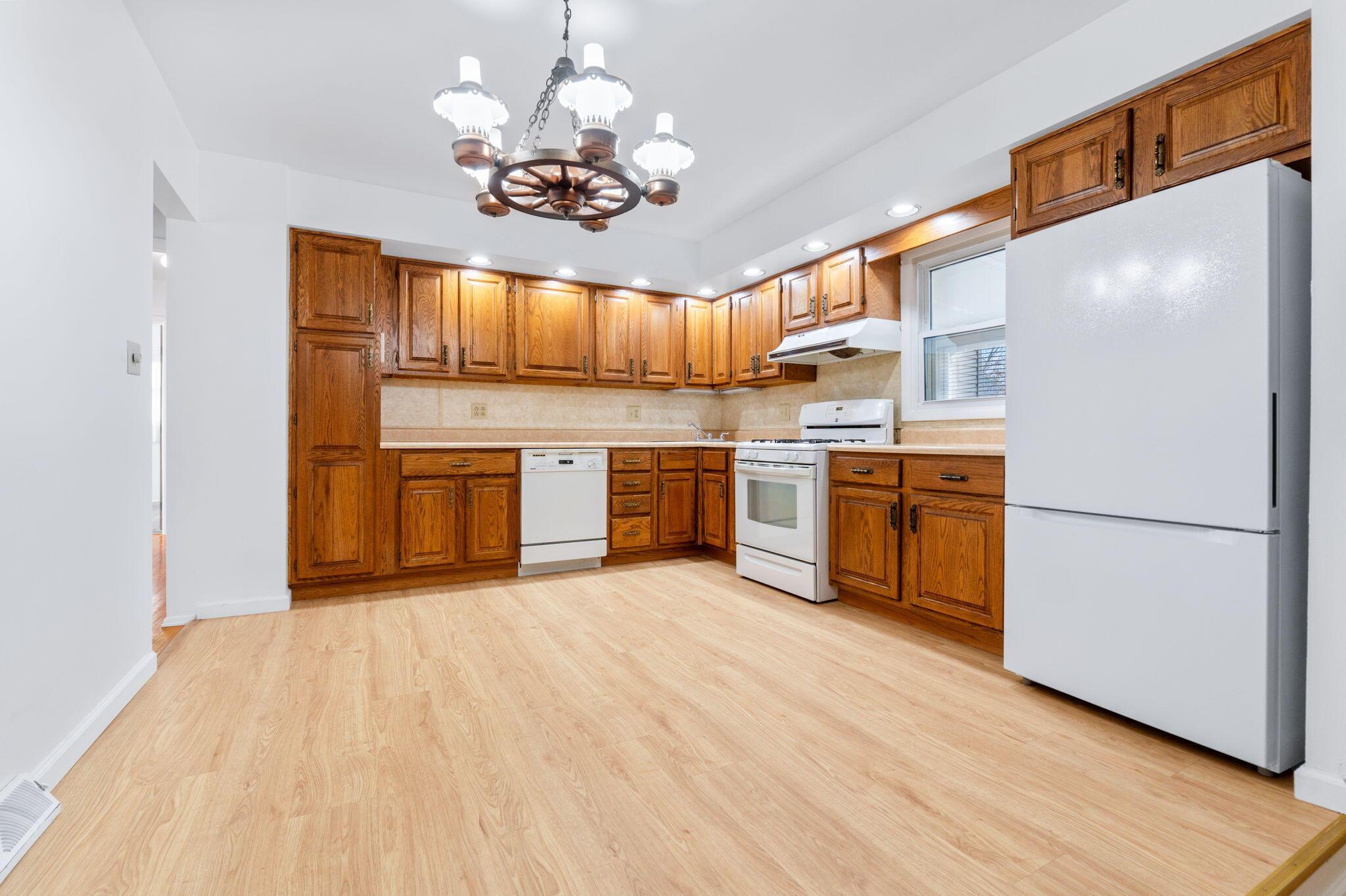 3568 Manila Drive Property Photo 10