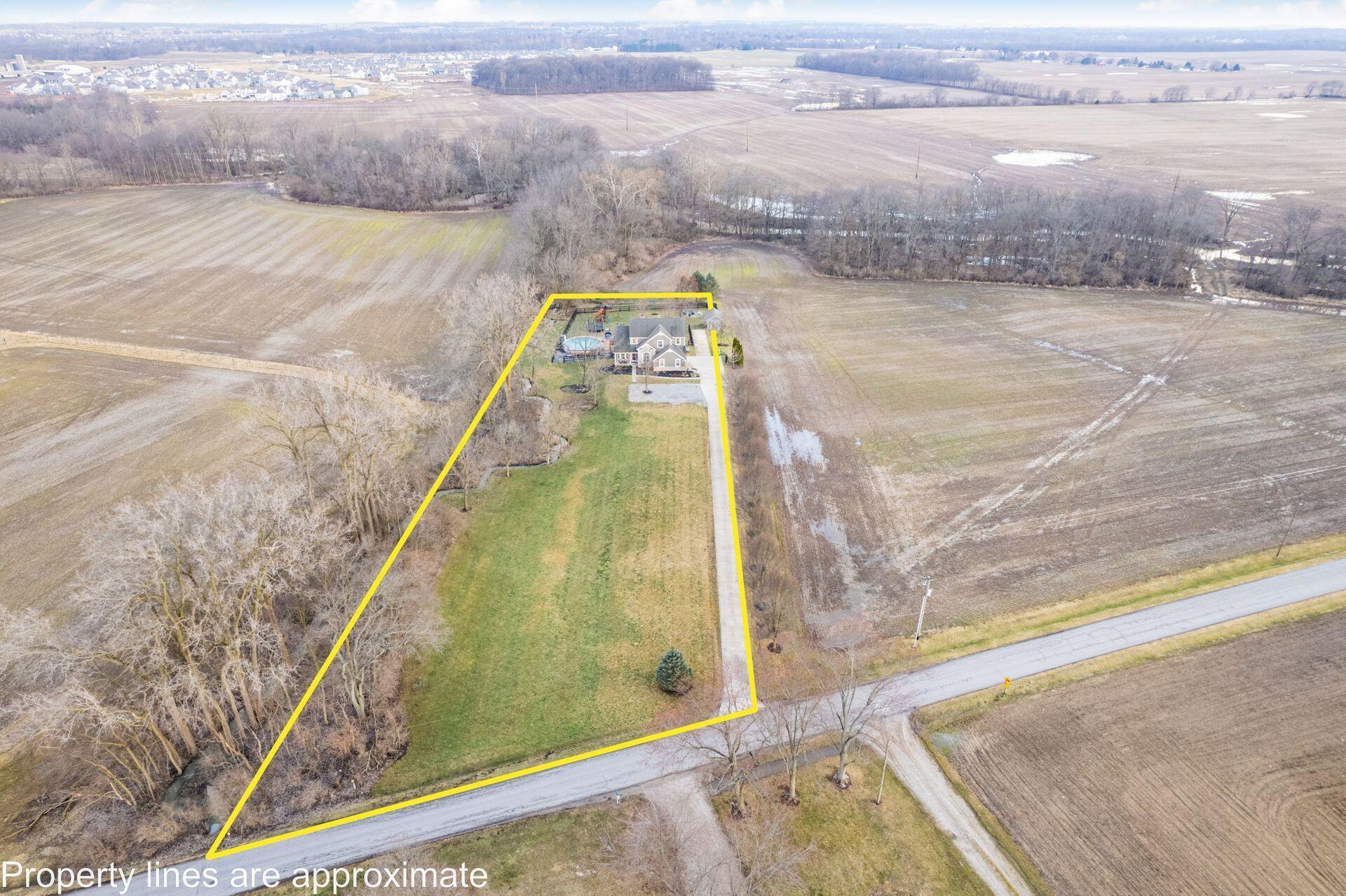 7455 Currier Road Property Photo 3