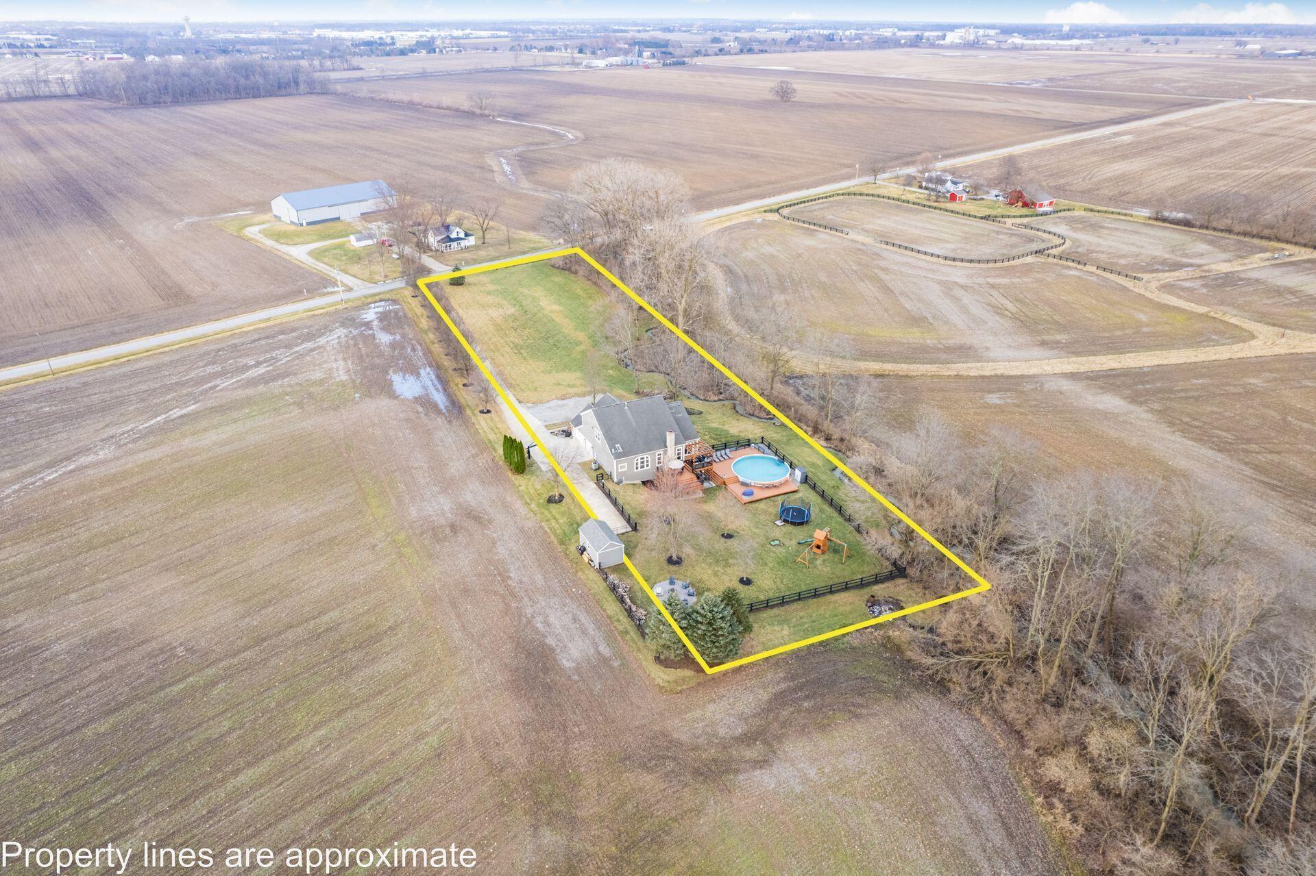 7455 Currier Road Property Photo 5