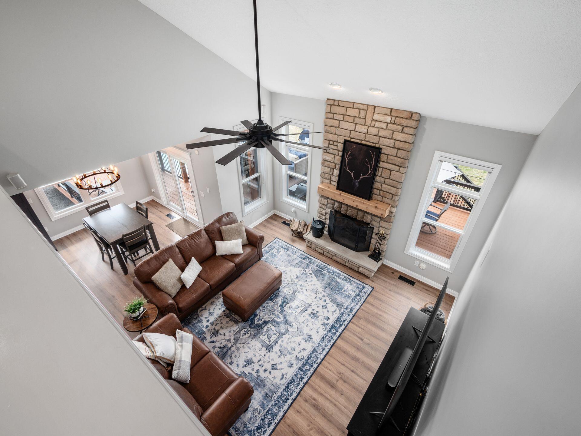 7455 Currier Road Property Photo 18