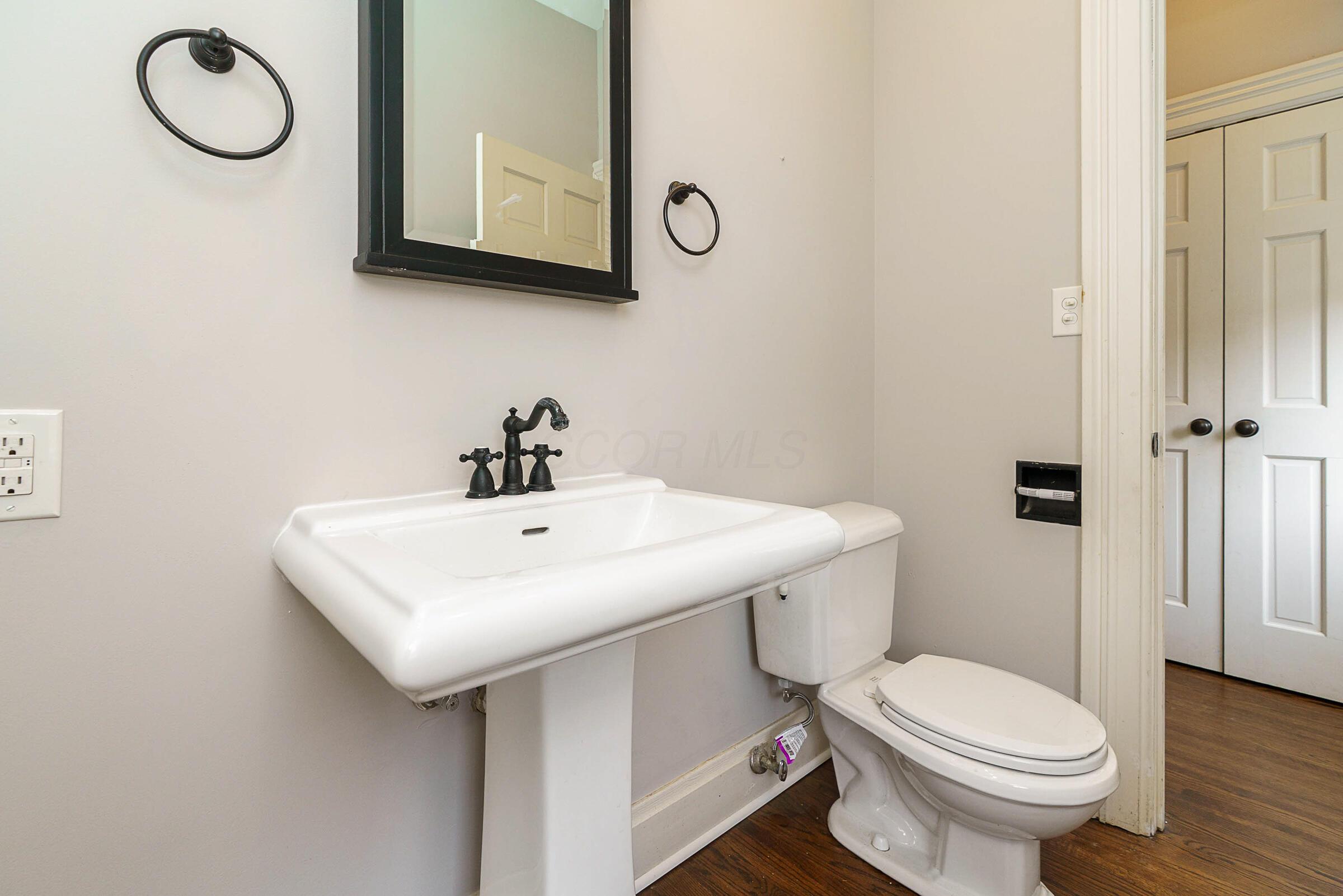 37 Stewart Avenue Property Photo 18