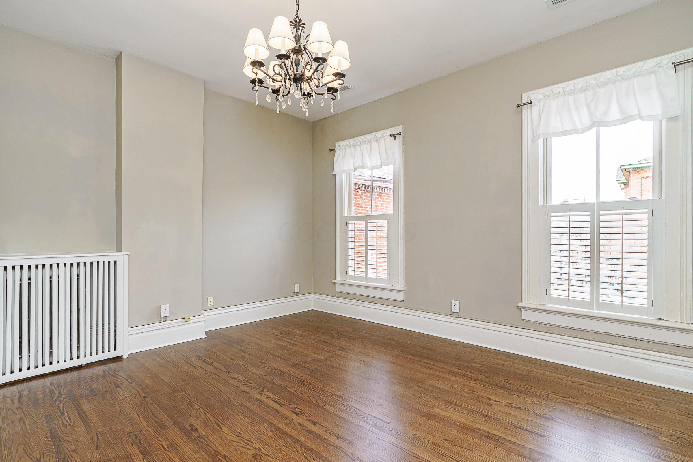 37 Stewart Avenue Property Photo 22