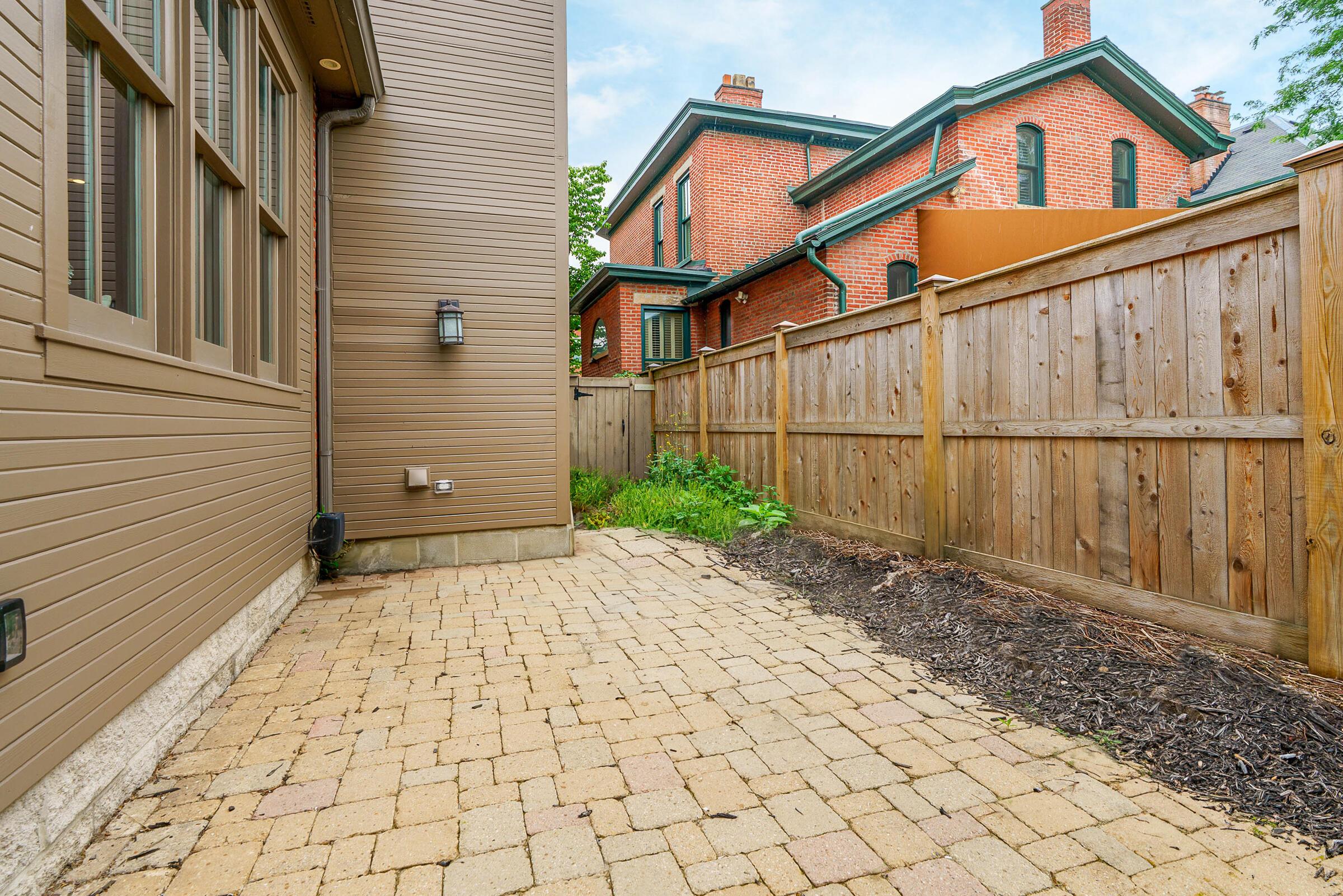 37 Stewart Avenue Property Photo 32