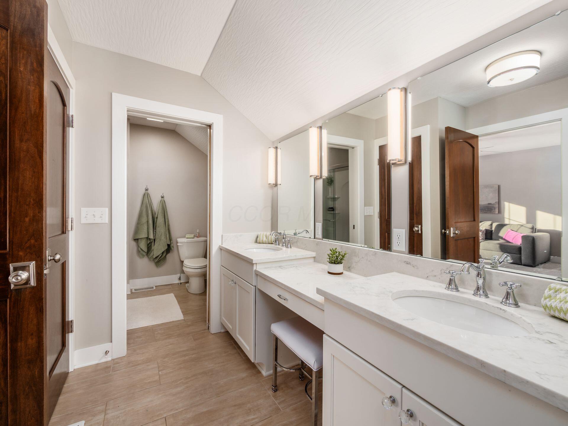 9262 Deer Path Court Property Photo 21