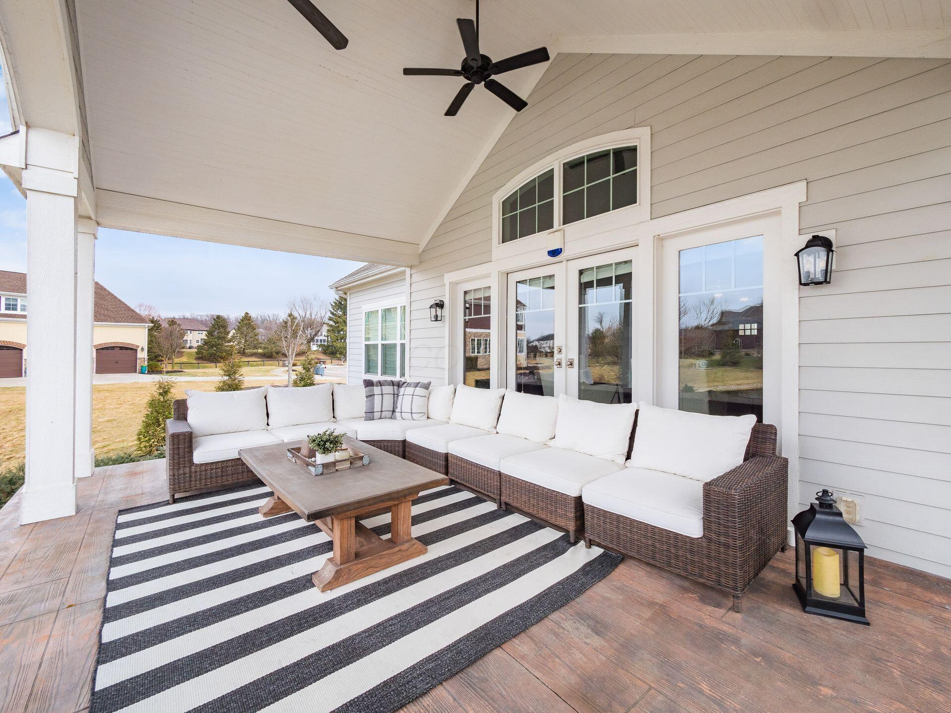 9262 Deer Path Court Property Photo 35
