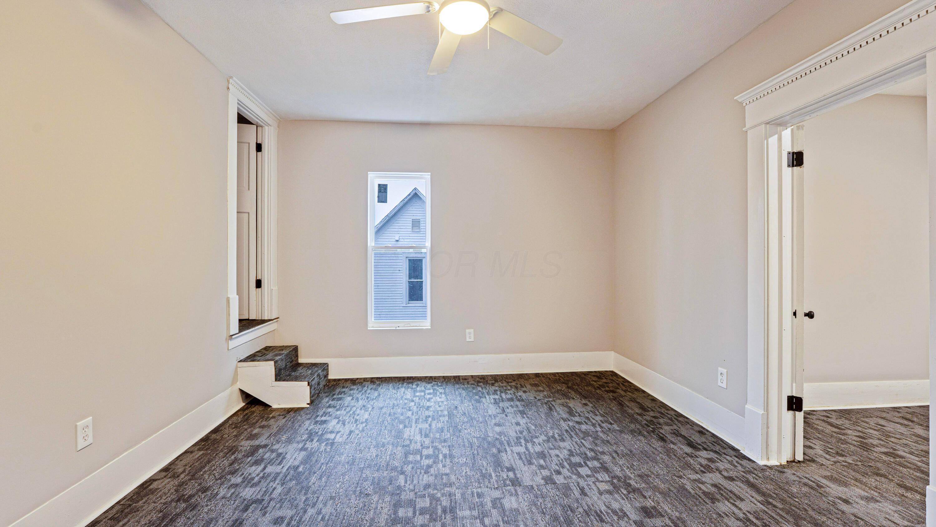 248 Hedges Street Property Photo 32