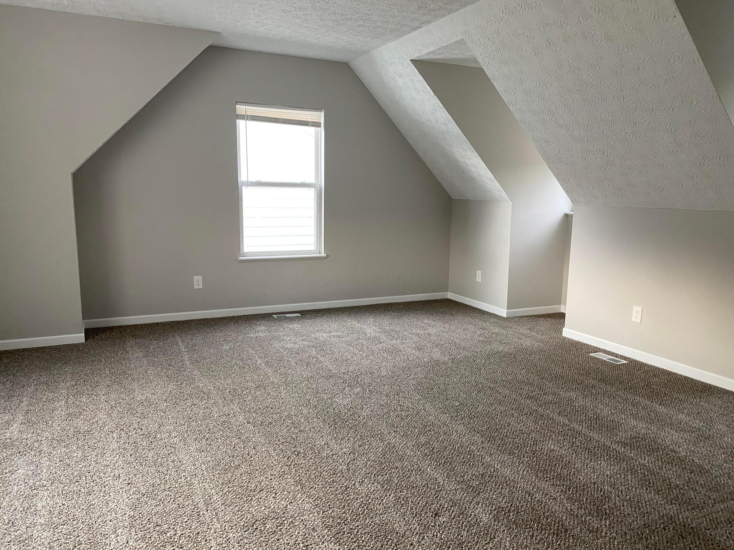 4150 Greensbury Drive Property Photo 9