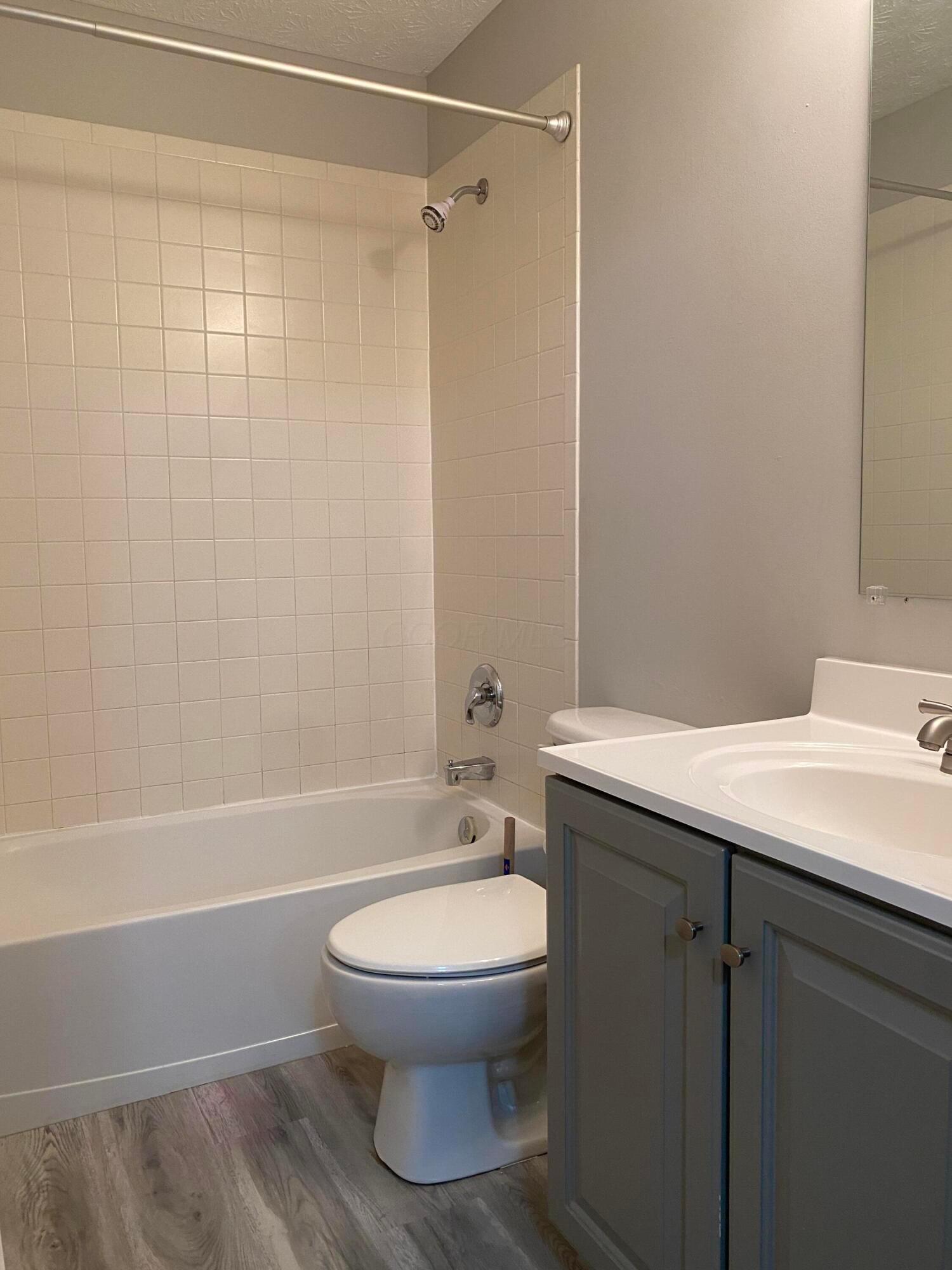 4150 Greensbury Drive Property Photo 17