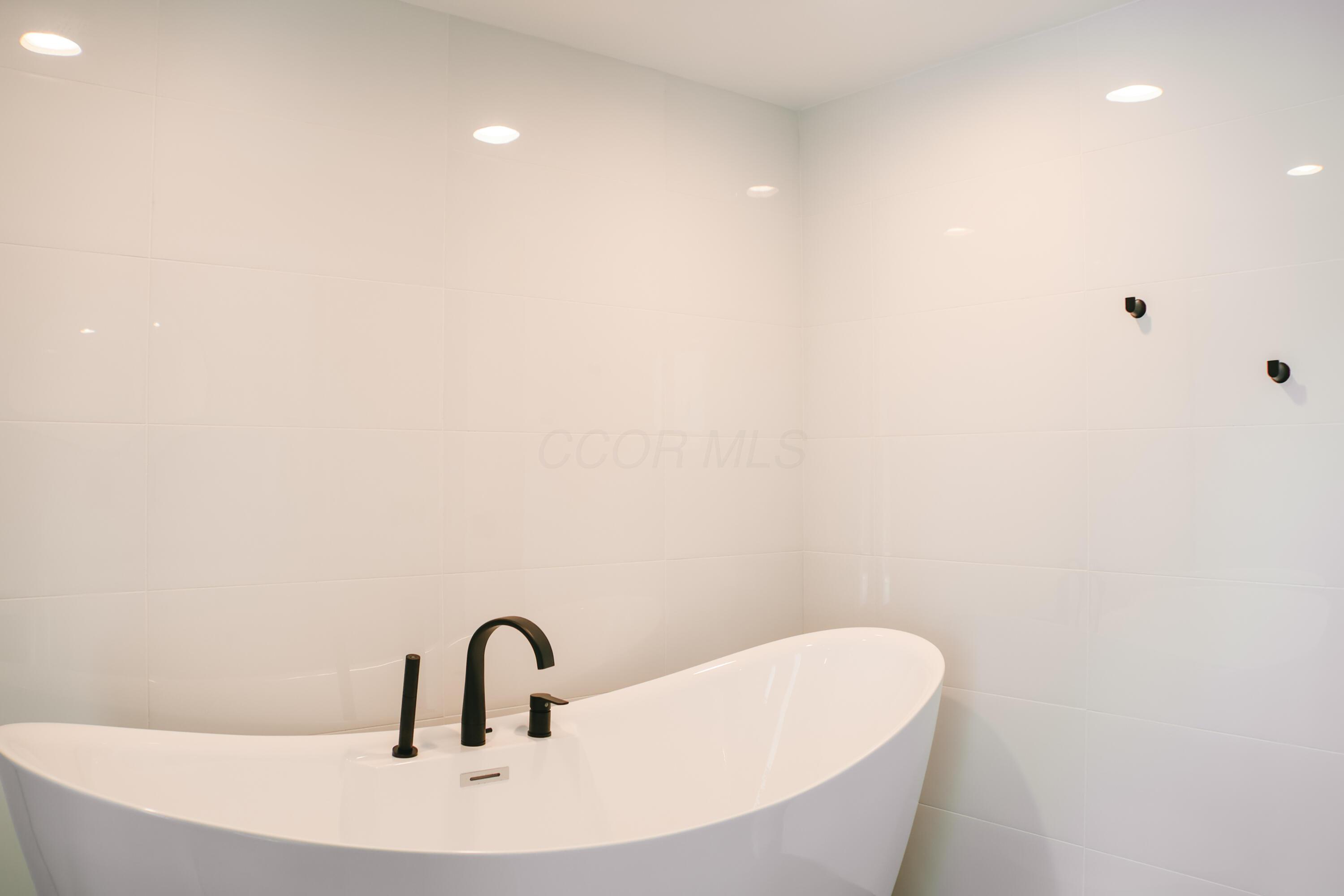 620 Laurel Ridge Court Property Photo 34