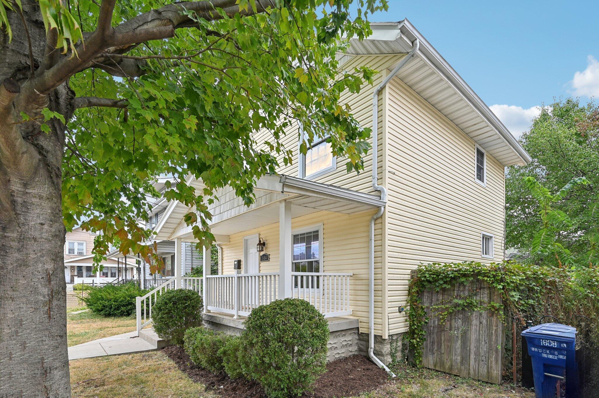 1604 Bruck Street Property Photo 3