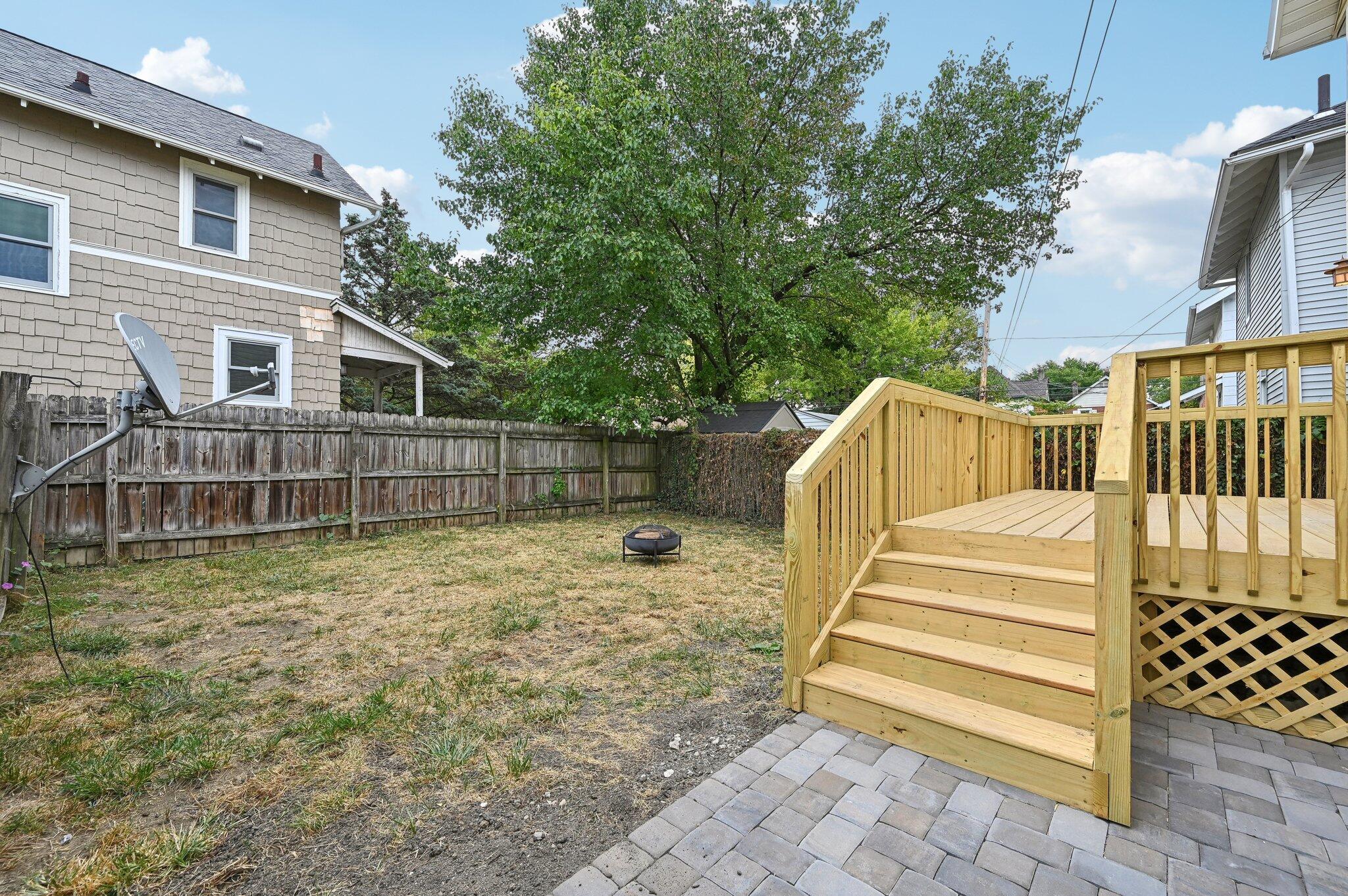 1604 Bruck Street Property Photo 24